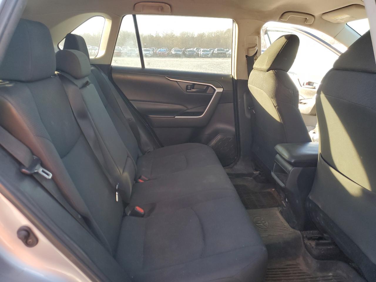2021 Toyota RAV 4 - Image 11