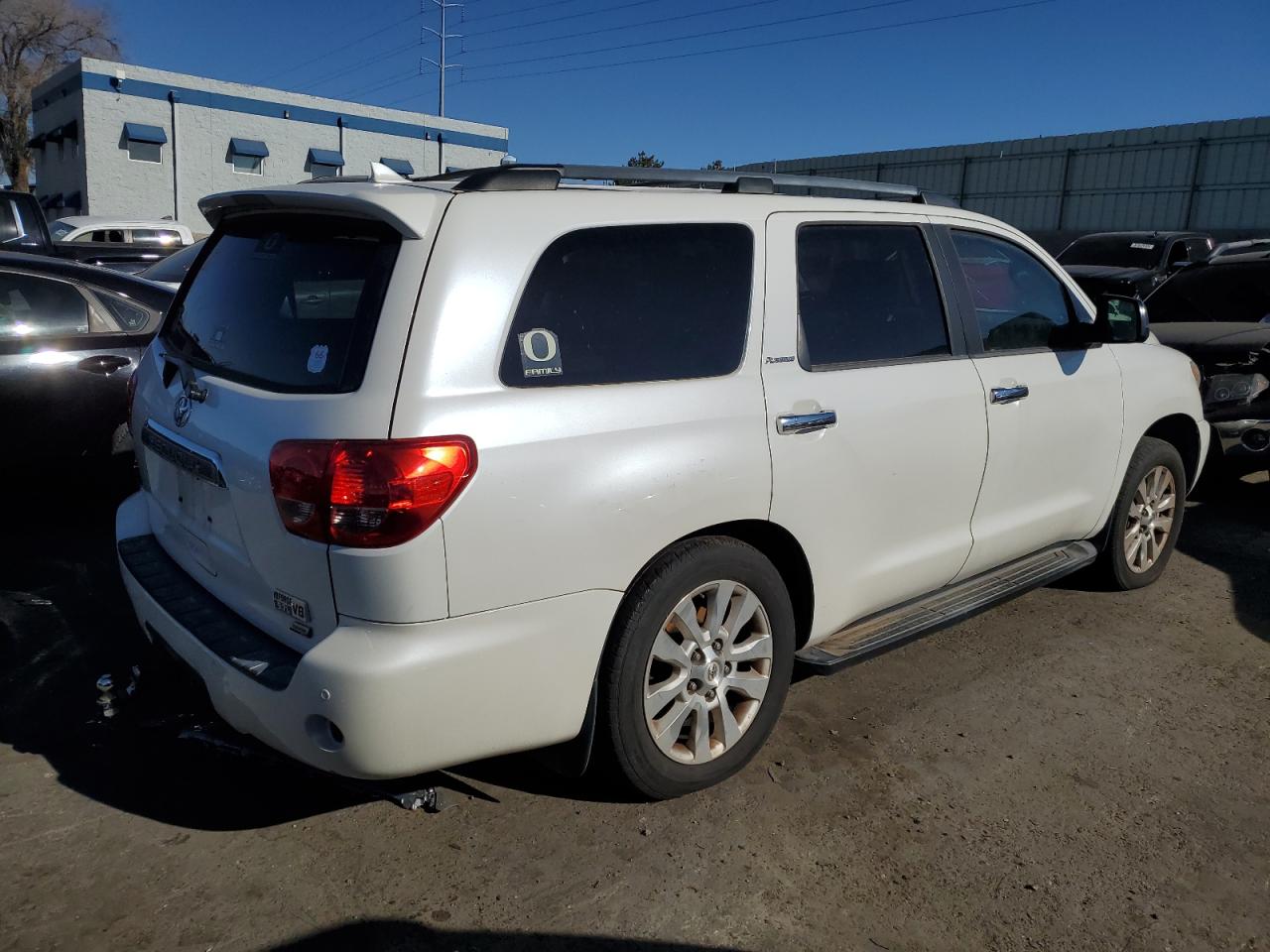 VIN 5TDDW5G1XDS081152 2013 TOYOTA SEQUOIA no.3