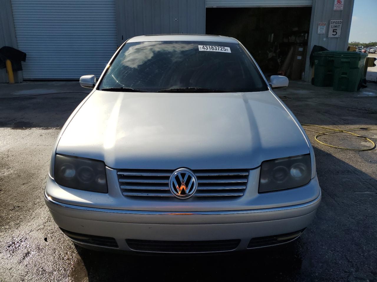 2005 Volkswagen Jetta - Image 5