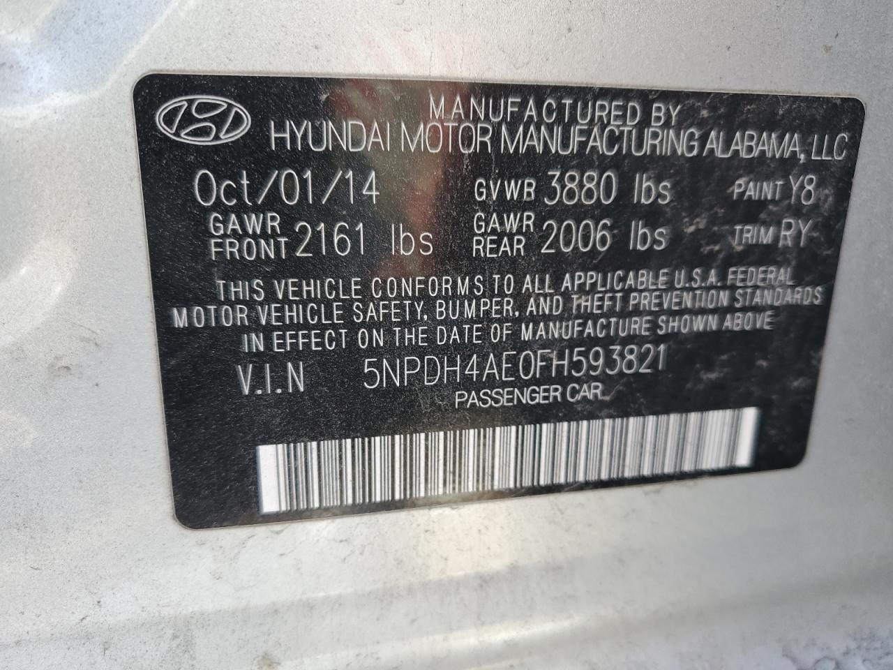 2015 Hyundai Elantra - Image 12