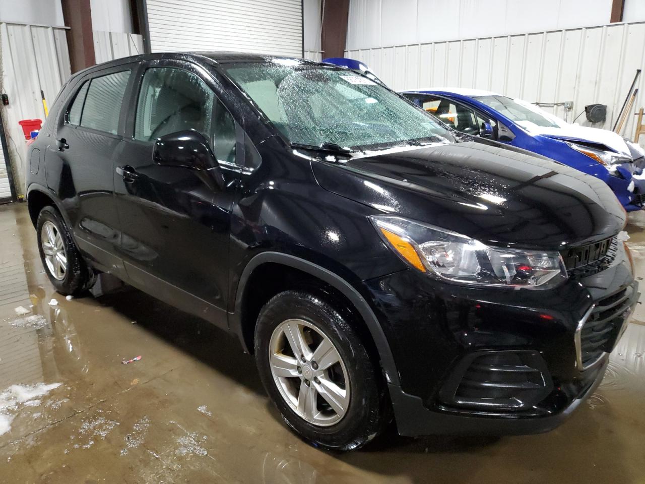 2017 Chevrolet Trax - Image 4
