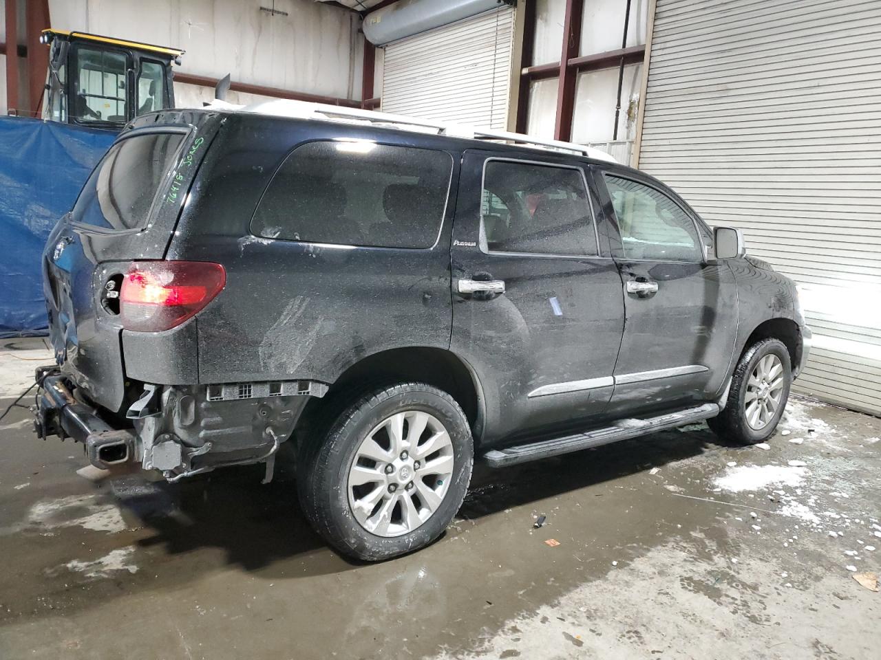 2018 Toyota Sequoia - Image 3