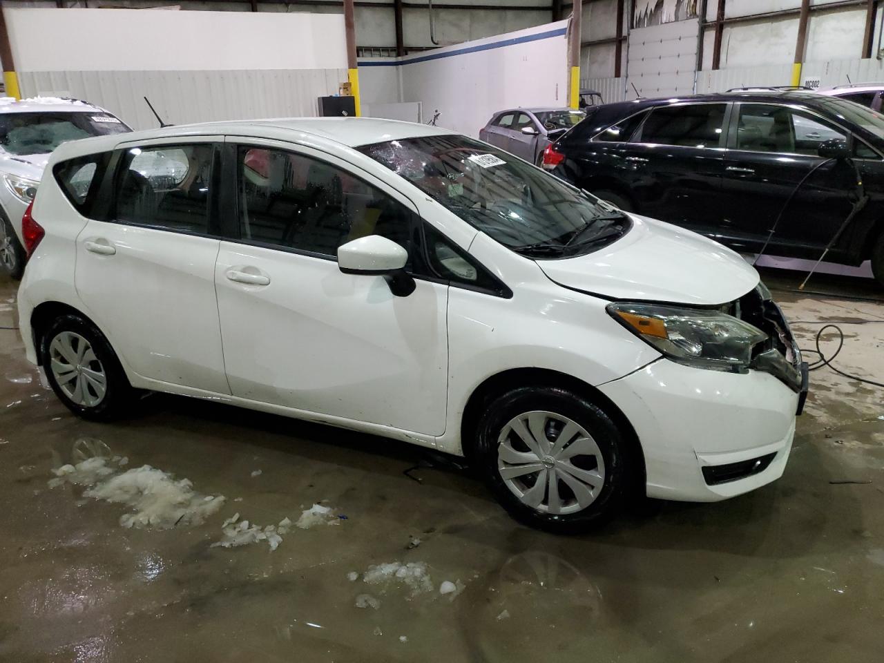 2018 Nissan Versa - Image 4