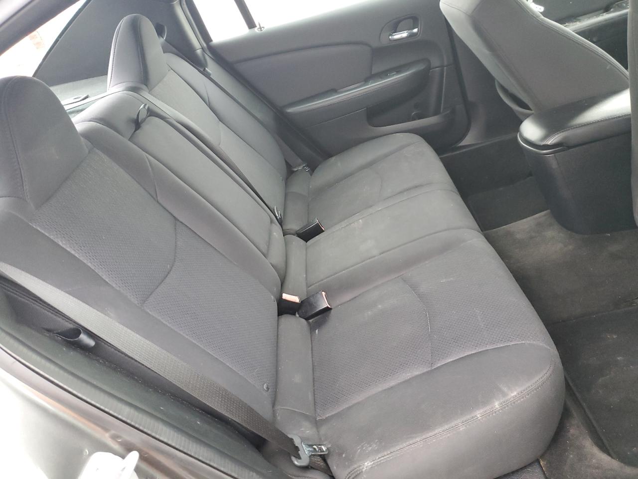 2012 Chrysler 200 - Image 10