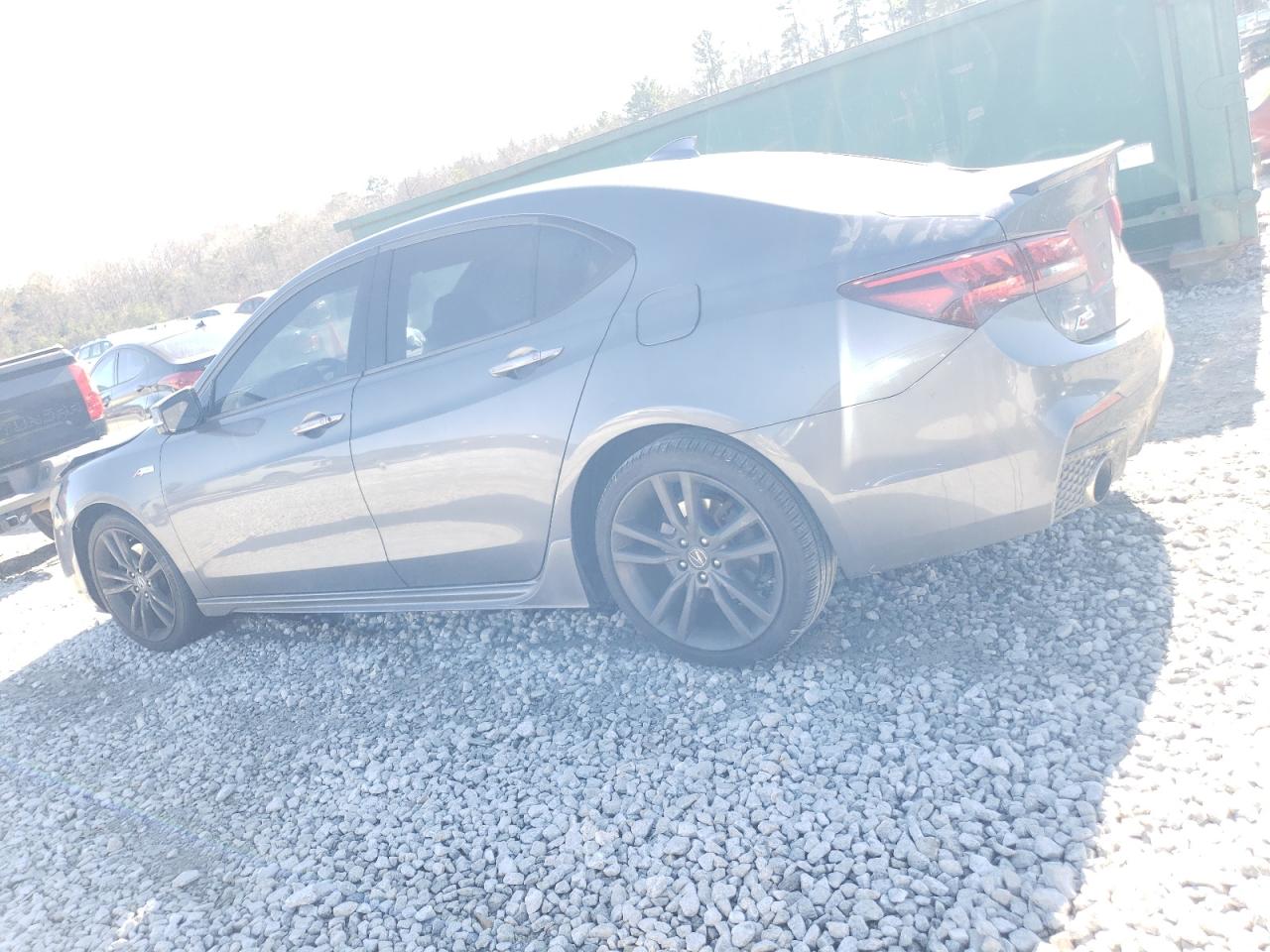 2018 Acura TLX - Image 2