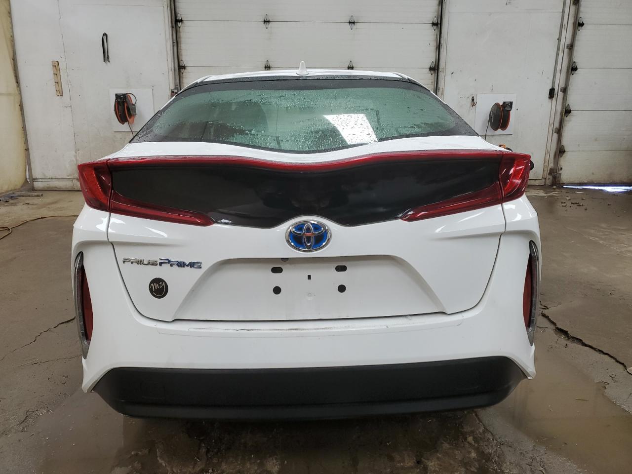 2018 Toyota Prius - Image 6