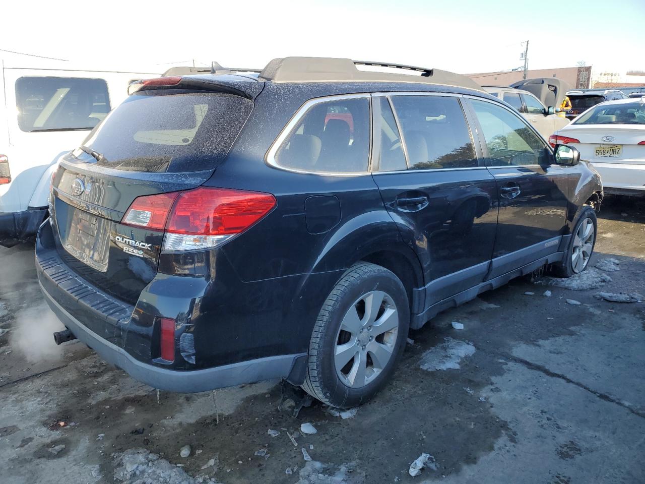 2011 Subaru Outback - Image 3