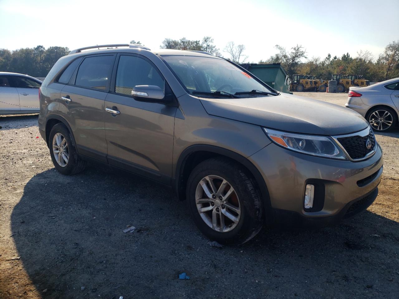 VIN 5XYKT4A63EG436594 2014 KIA SORENTO no.4