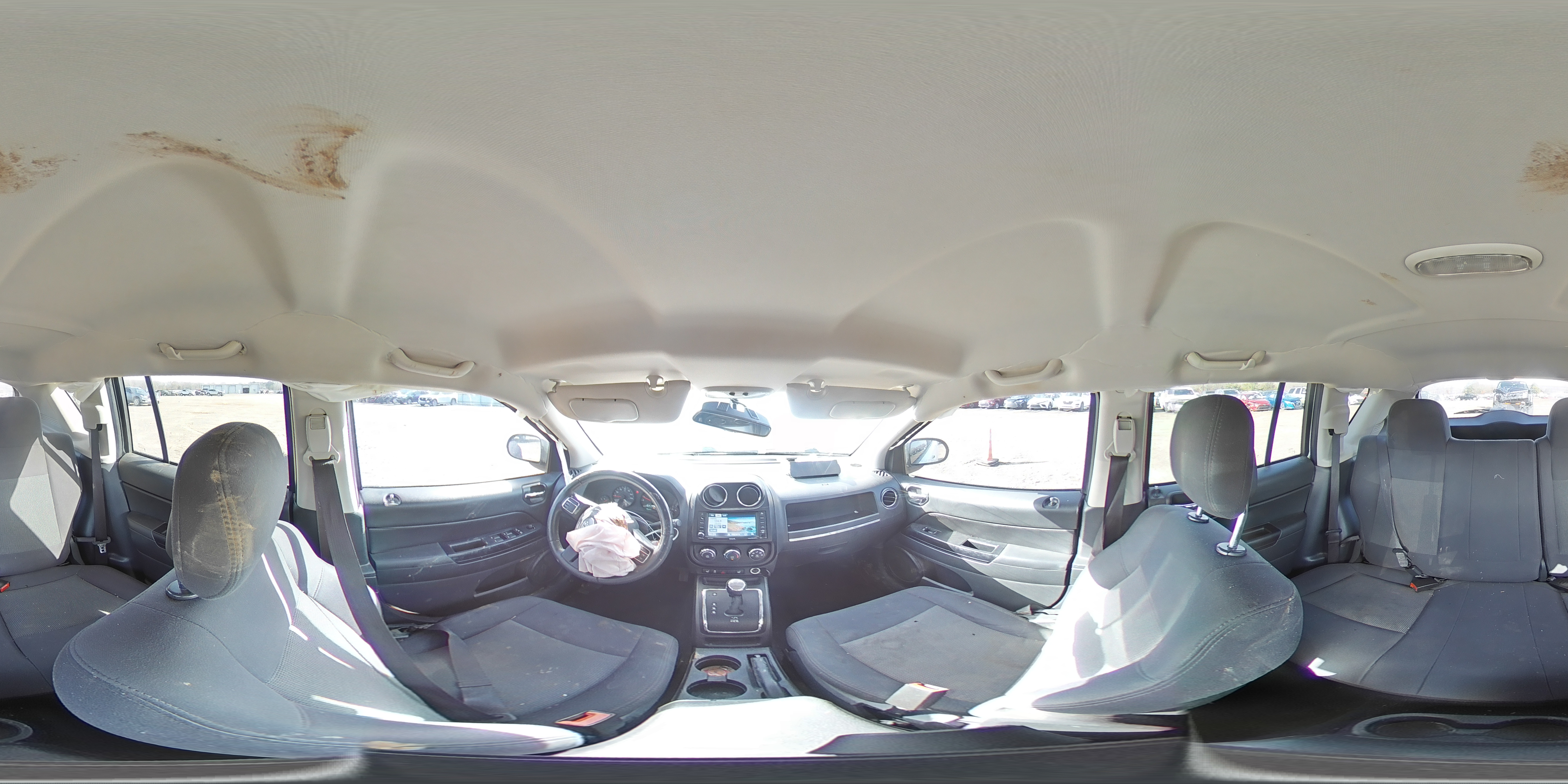 2012 Jeep Compass - Image 14