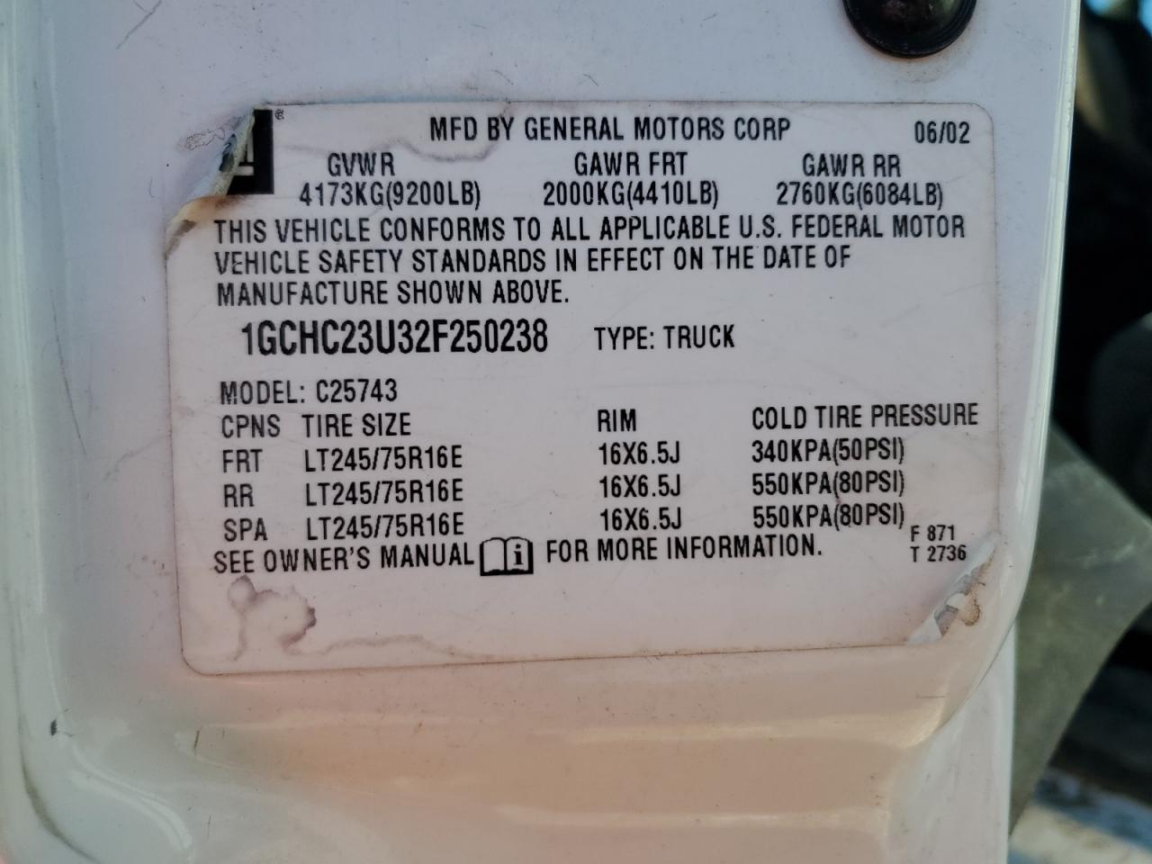 2002 Chevrolet Silverado - Image 13