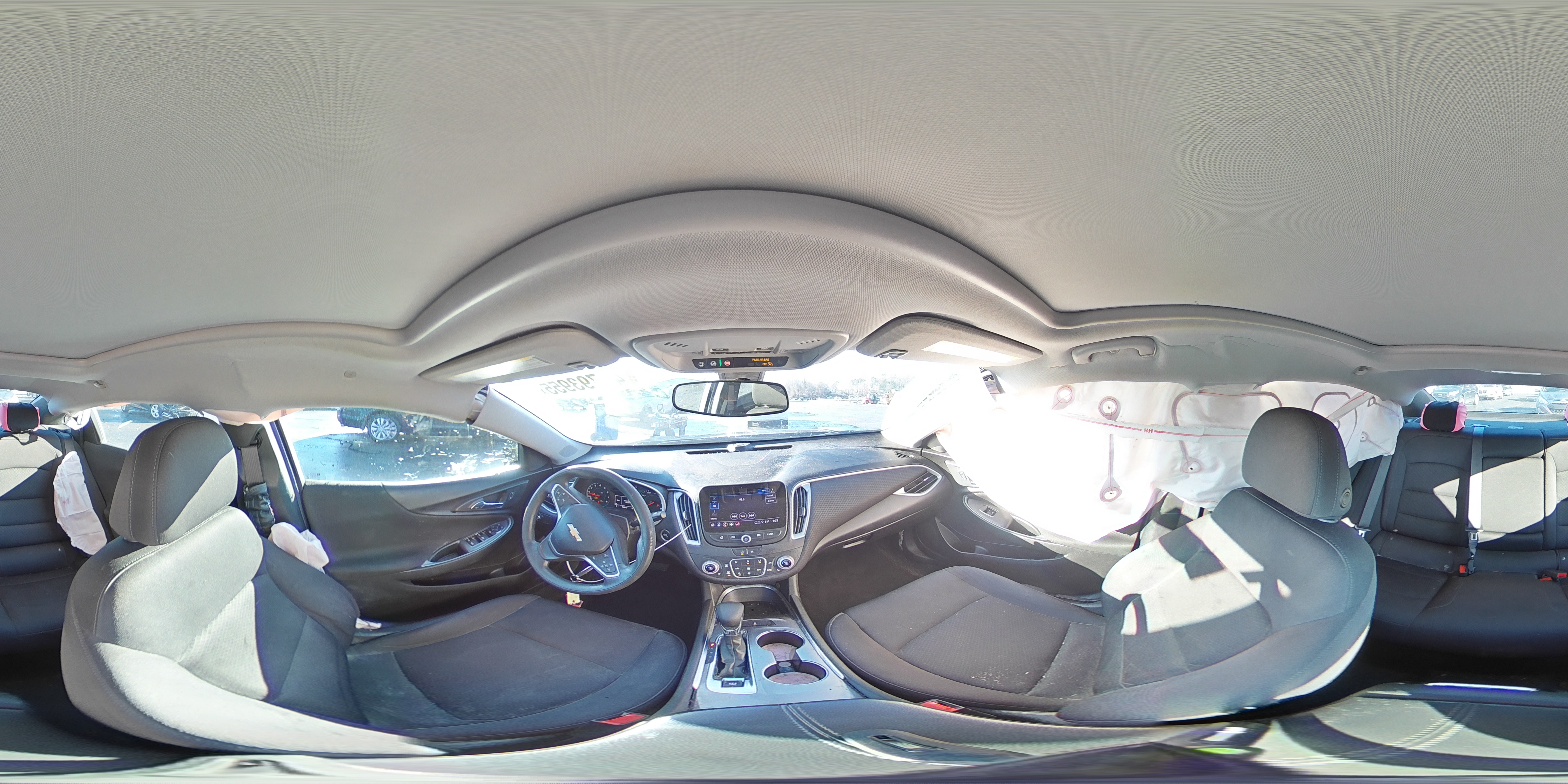 2022 Chevrolet Malibu - Image 12