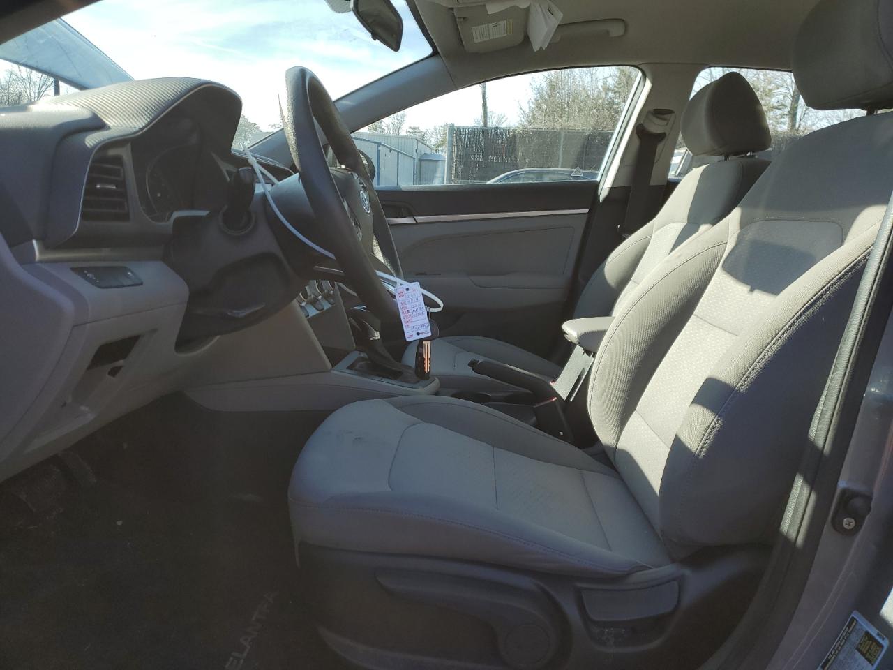 2019 Hyundai Elantra - Image 7