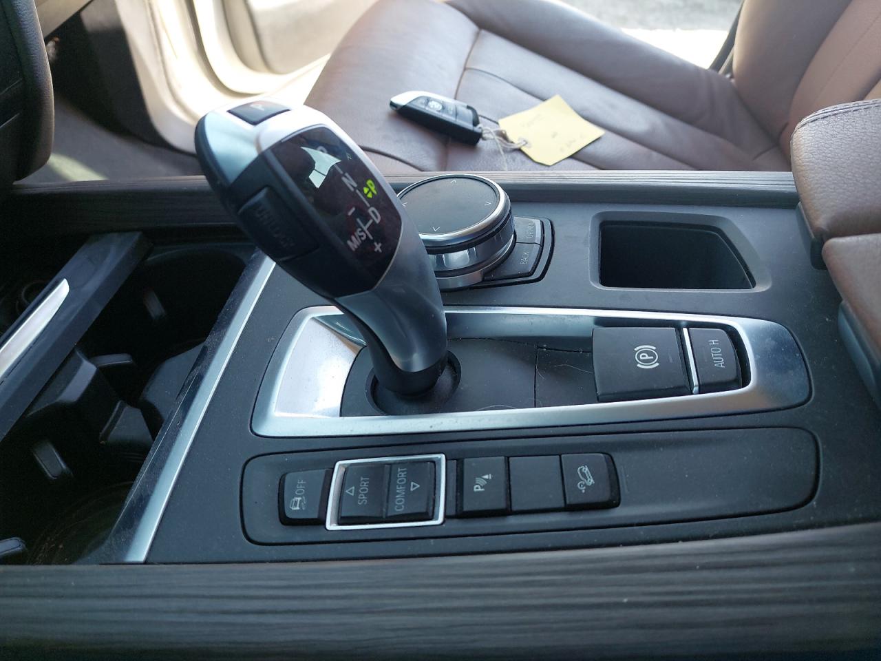 WBAKR0107J0X65072 - 2018 BMW X5 - #42064585