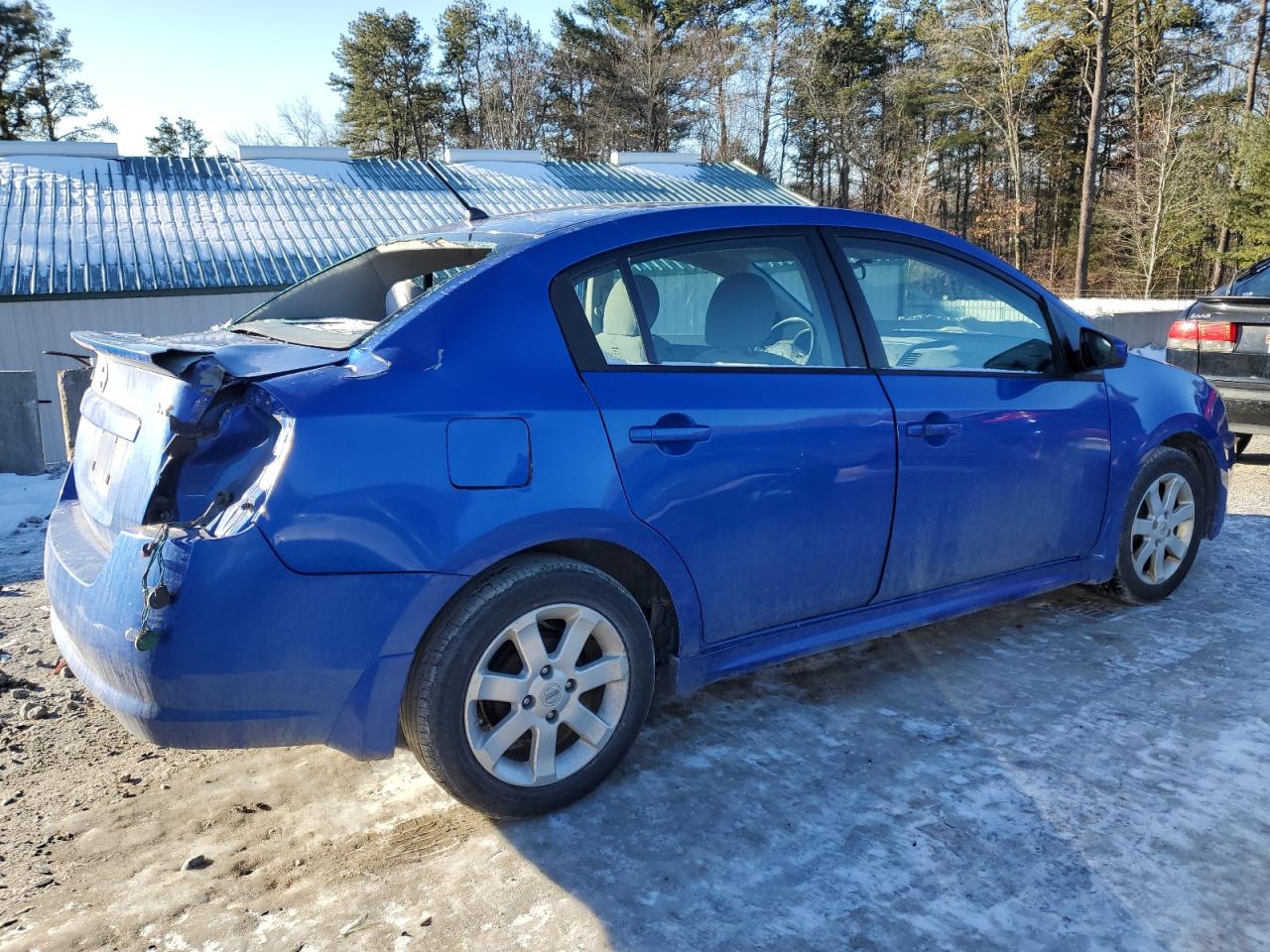 2011 Nissan Sentra - Image 3