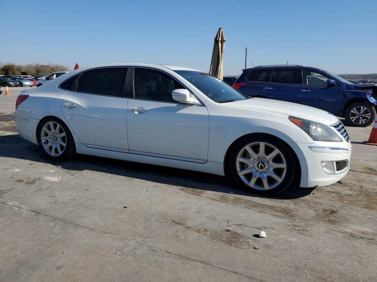 VIN KMHGH4JH7DU067739 2013 HYUNDAI EQUUS no.4