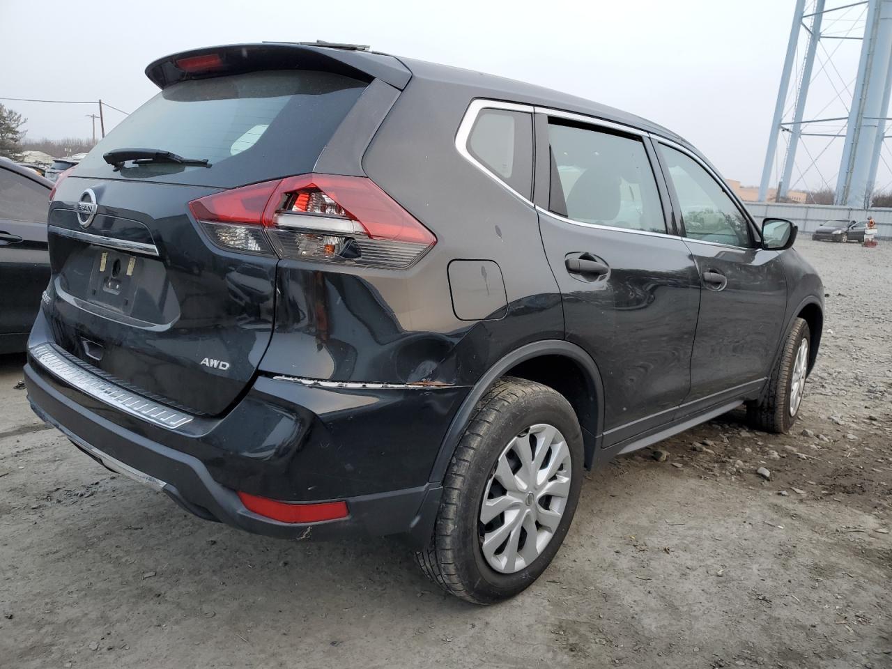 2019 Nissan Rogue - Image 3