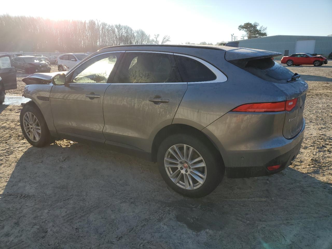 2019 Jaguar F-Pace - Image 2