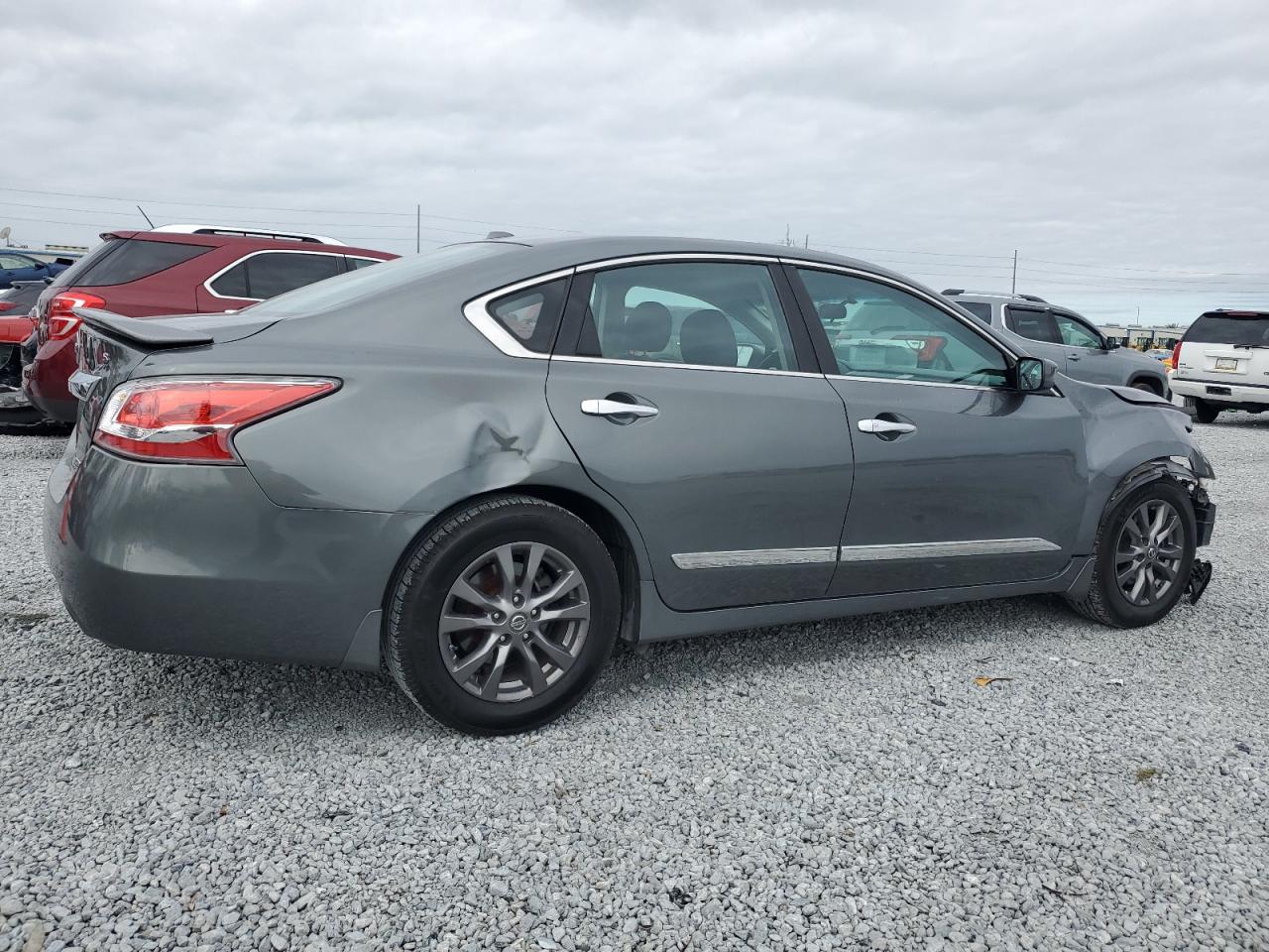 2015 Nissan Altima - Image 3