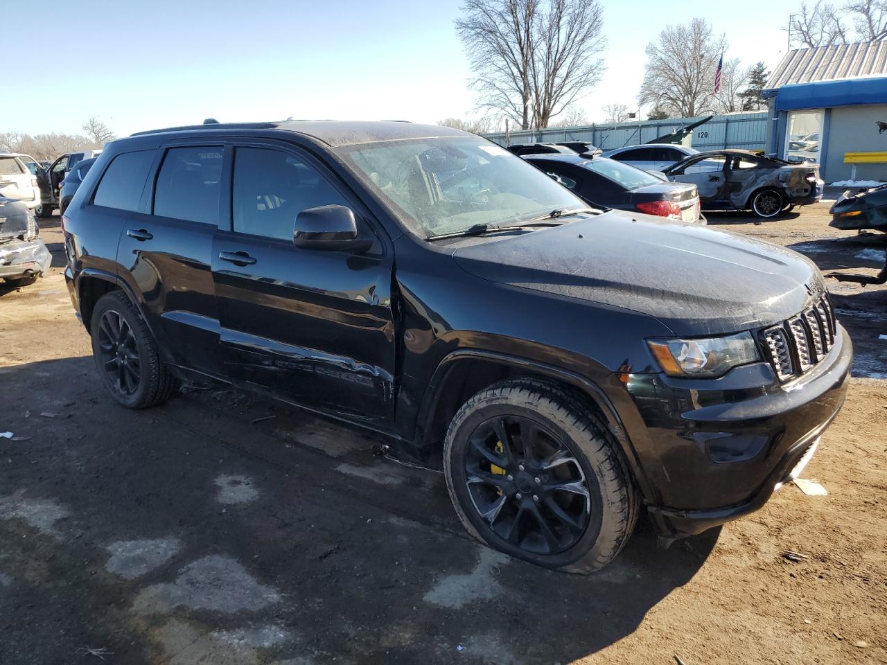 2017 Jeep Grand Cherokee - Image 4