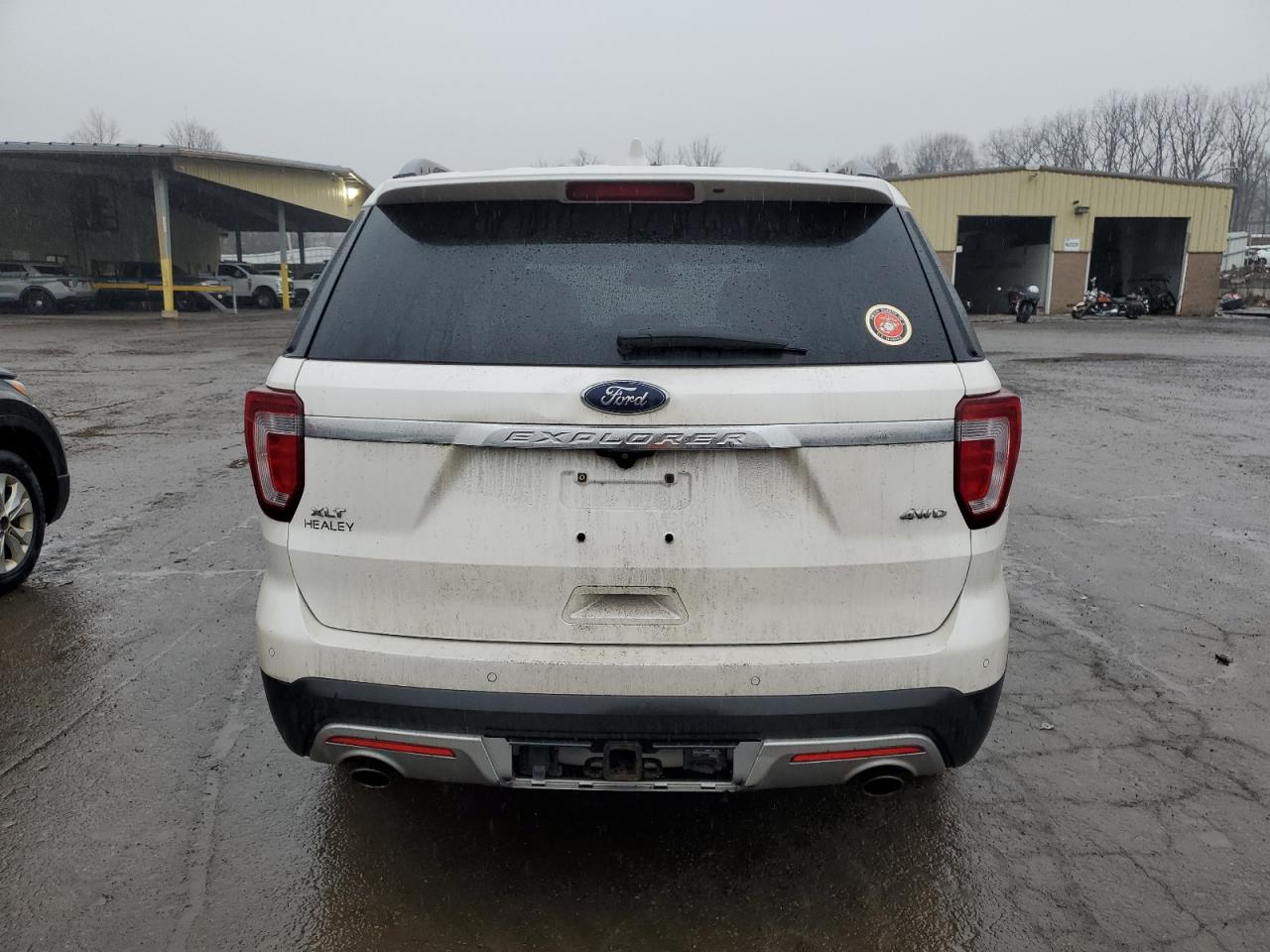2017 Ford Explorer - Image 6