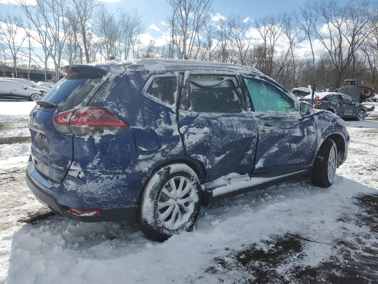 2017 Nissan Rogue - Image 3