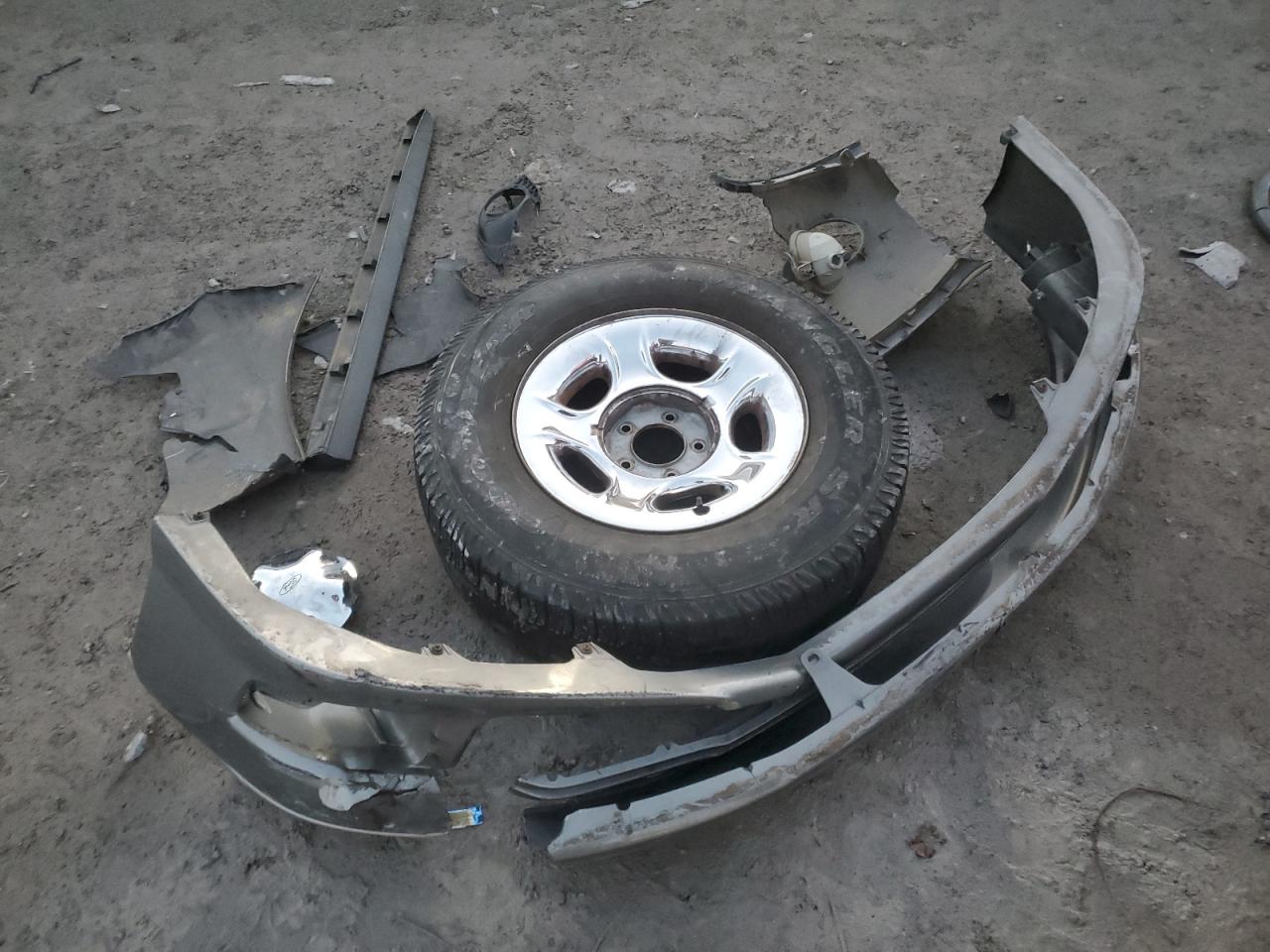 2001 Ford F-150 - Image 14