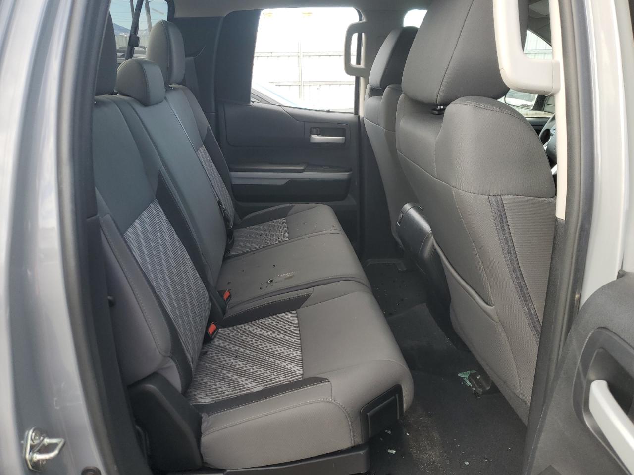 2018 Toyota Tundra - Image 10