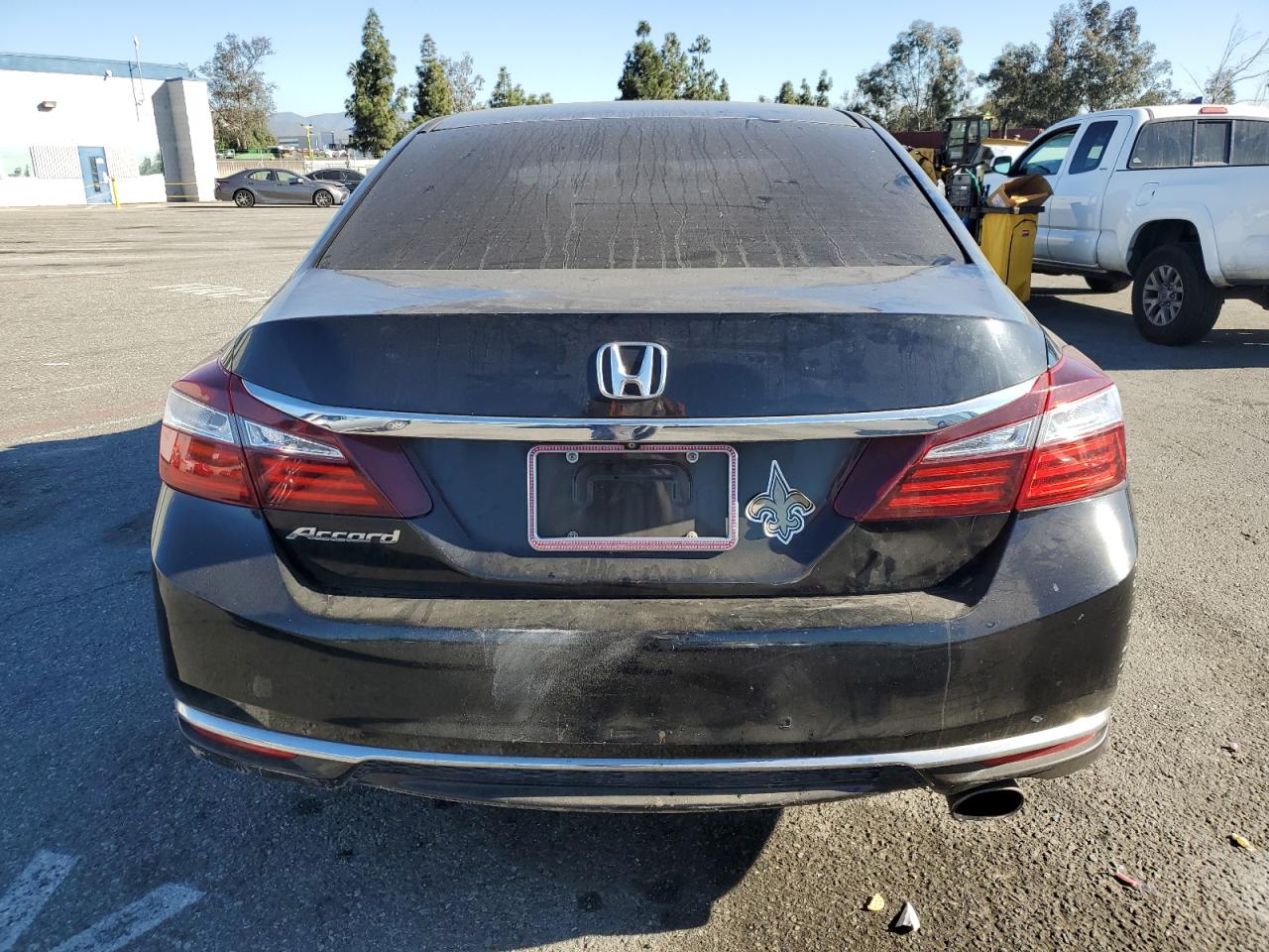 VIN 1HGCR2F3XHA216350 2017 HONDA ACCORD no.6