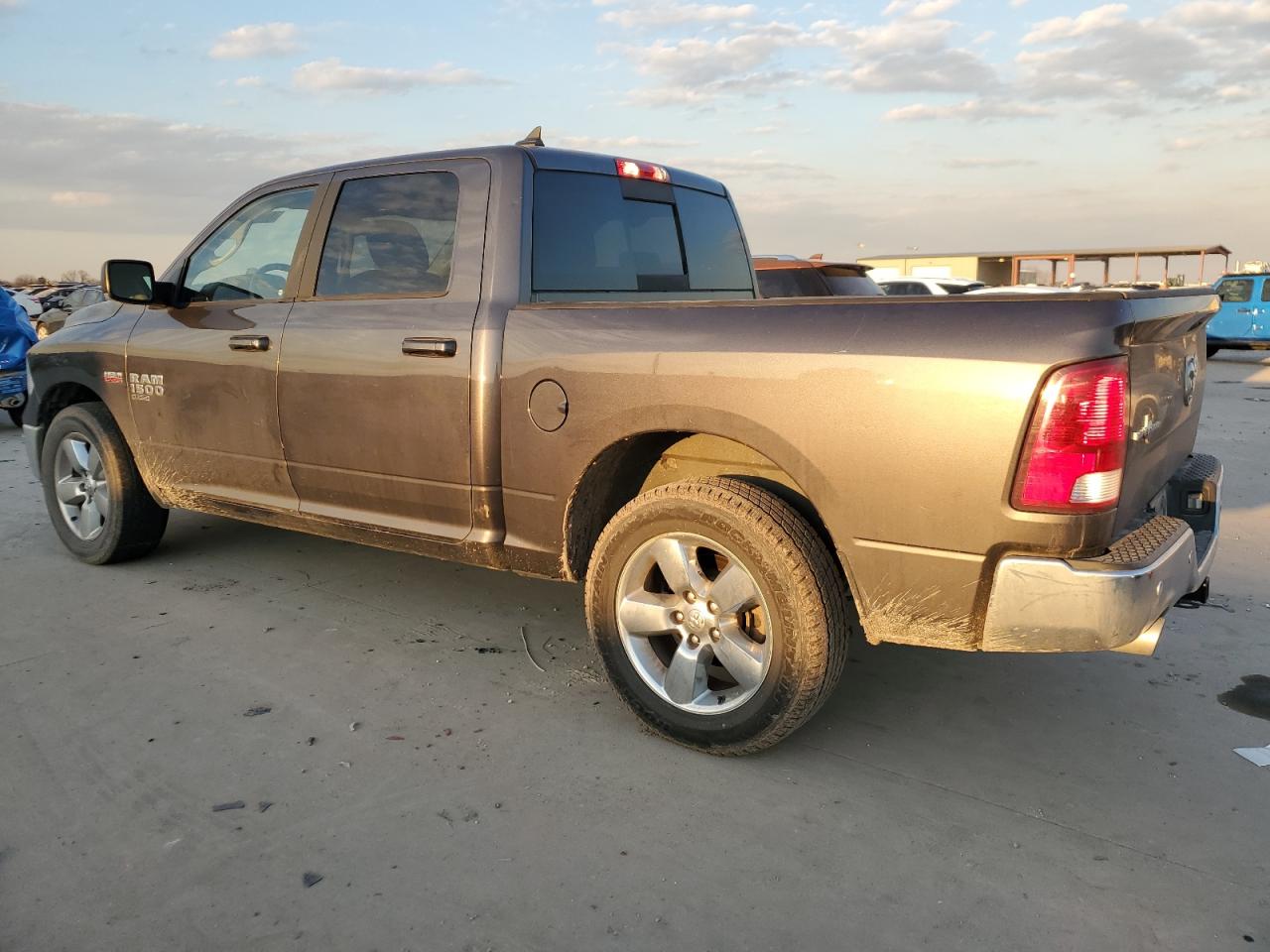 2019 RAM 1500 - Image 2