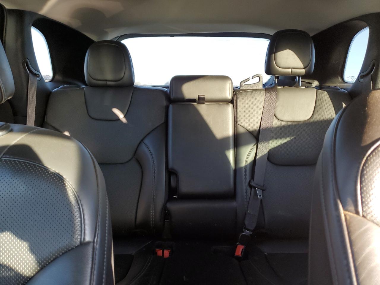 2020 Jeep Grand Cherokee - Image 10