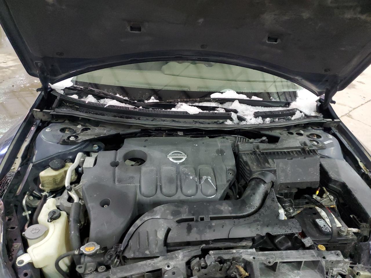2009 Nissan Altima - Image 12
