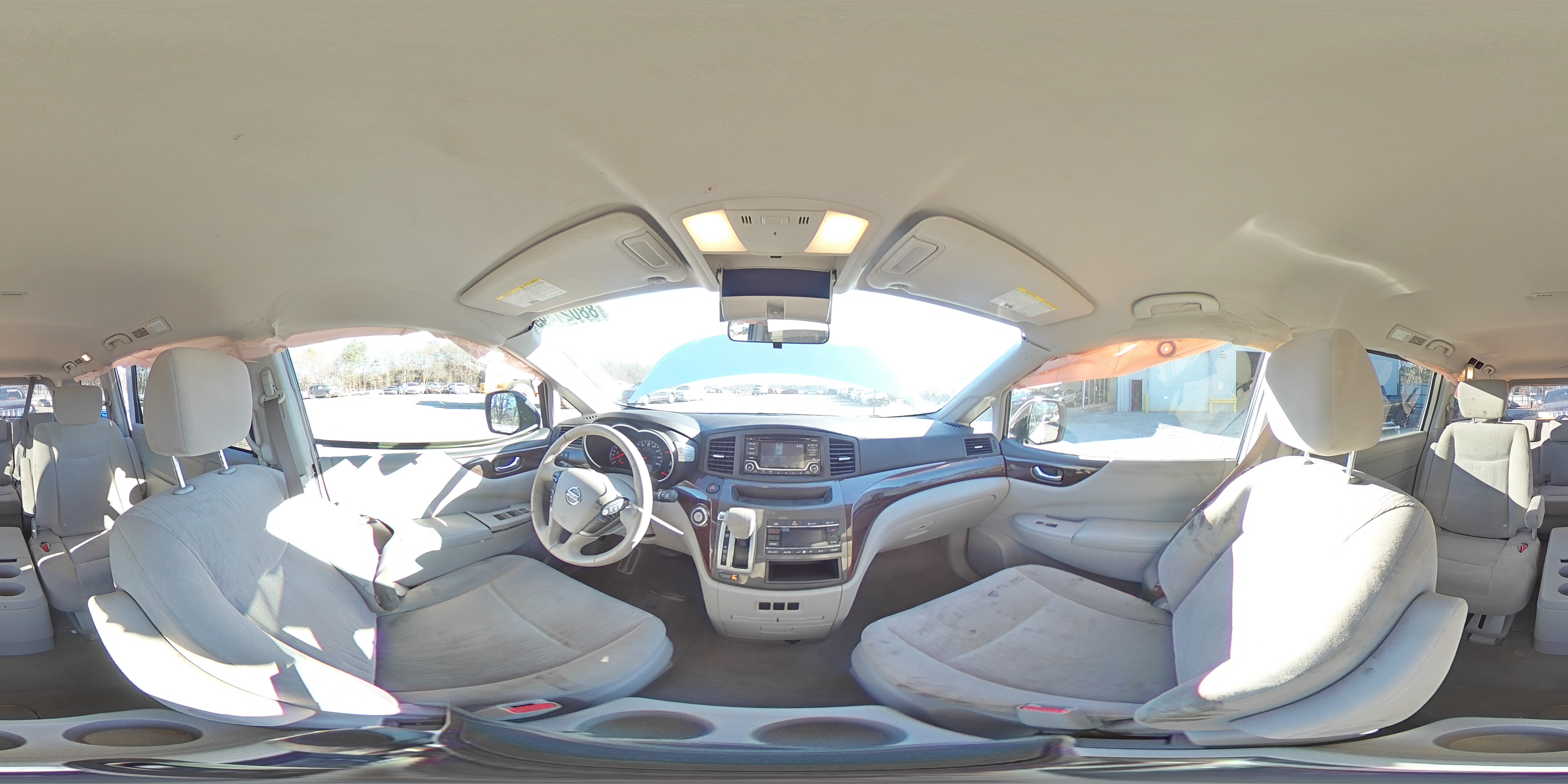 2017 Nissan Quest - Image 15