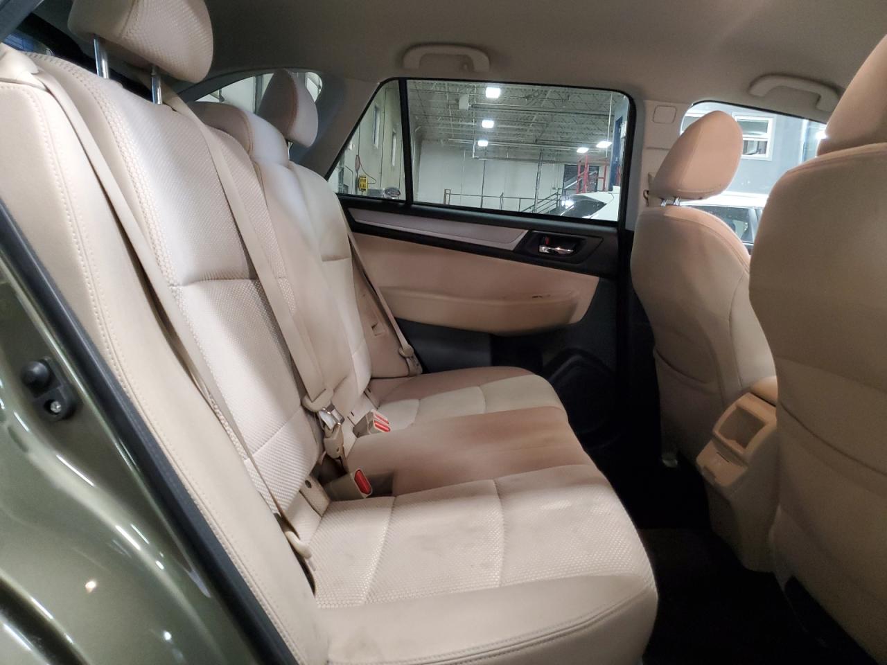 2019 Subaru Outback - Image 11