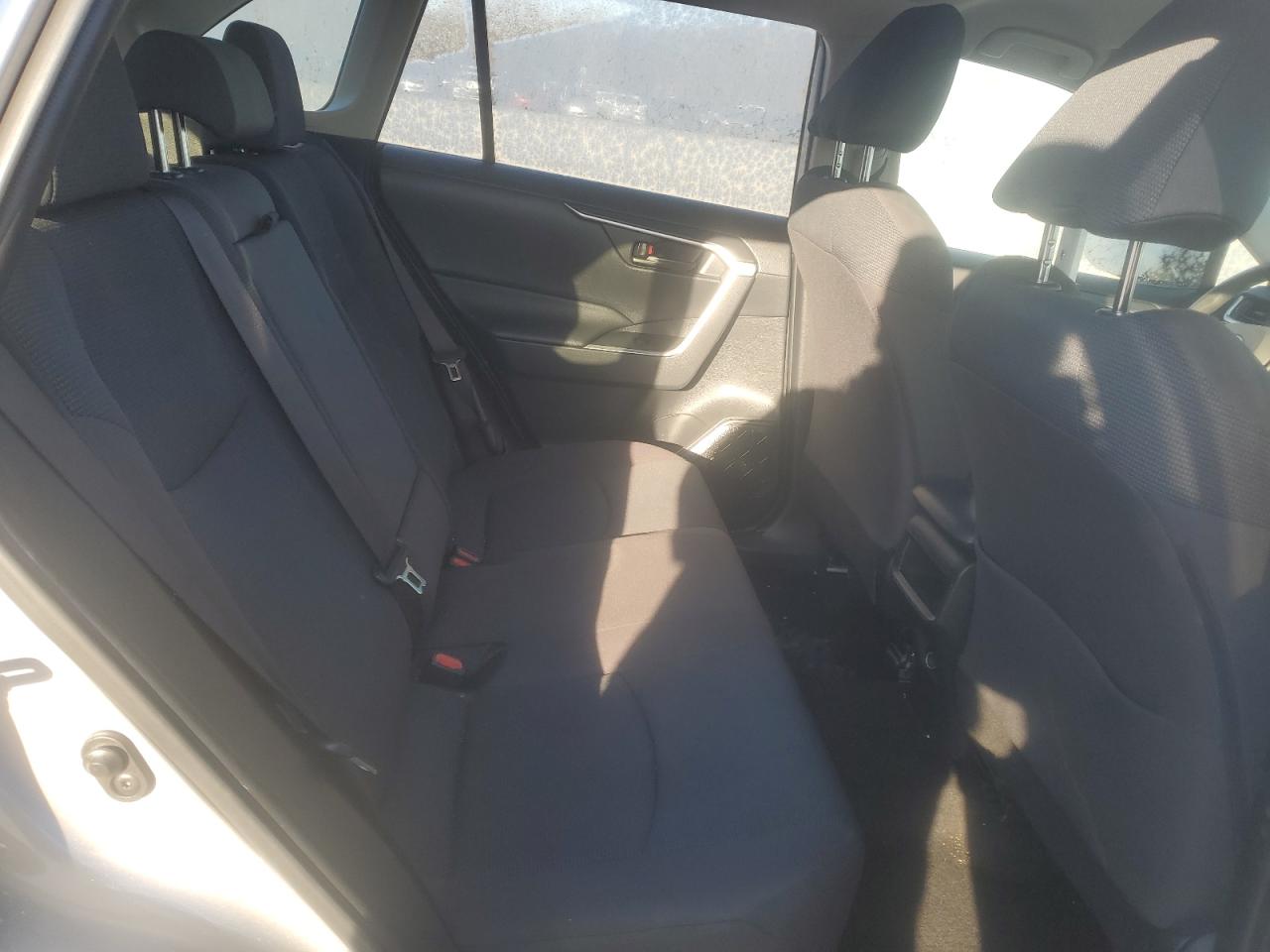 2019 Toyota RAV 4 - Image 11