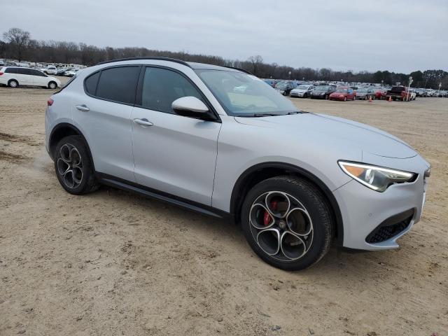  ALFA ROMEO STELVIO 2021 Szary