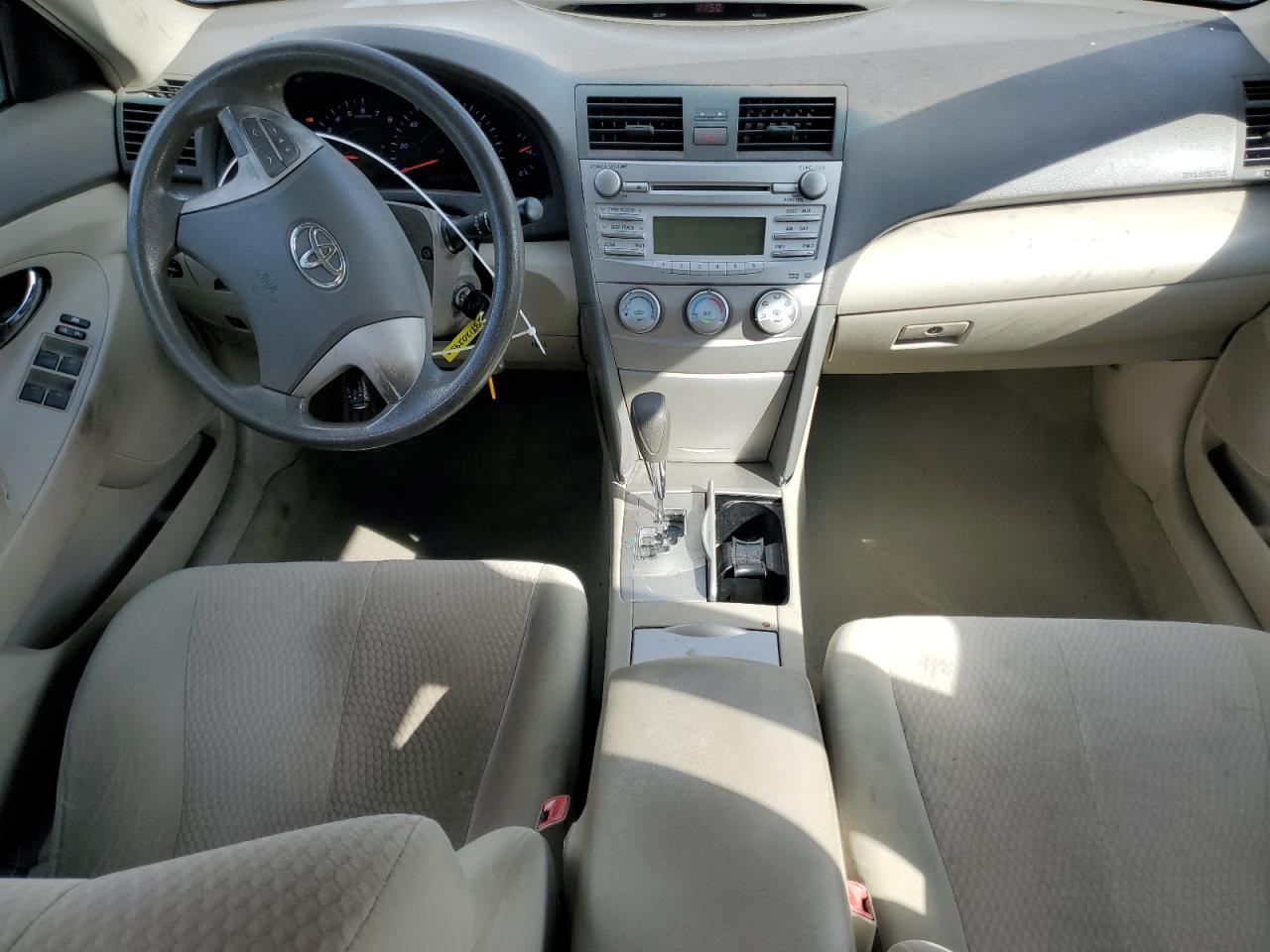 2011 Toyota Camry - Image 8