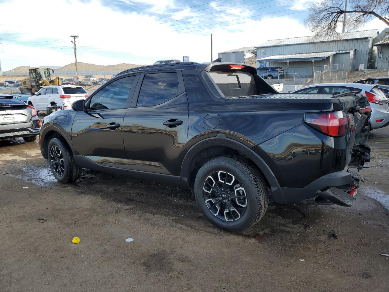 2023 Hyundai Santa Cruz - Image 2