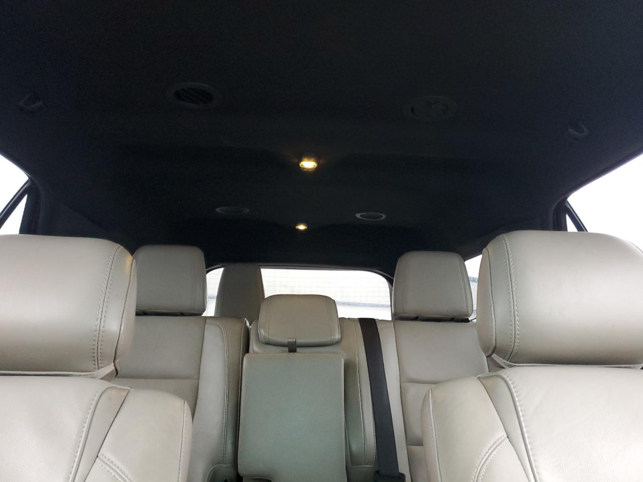 2013 Ford Explorer - Image 10