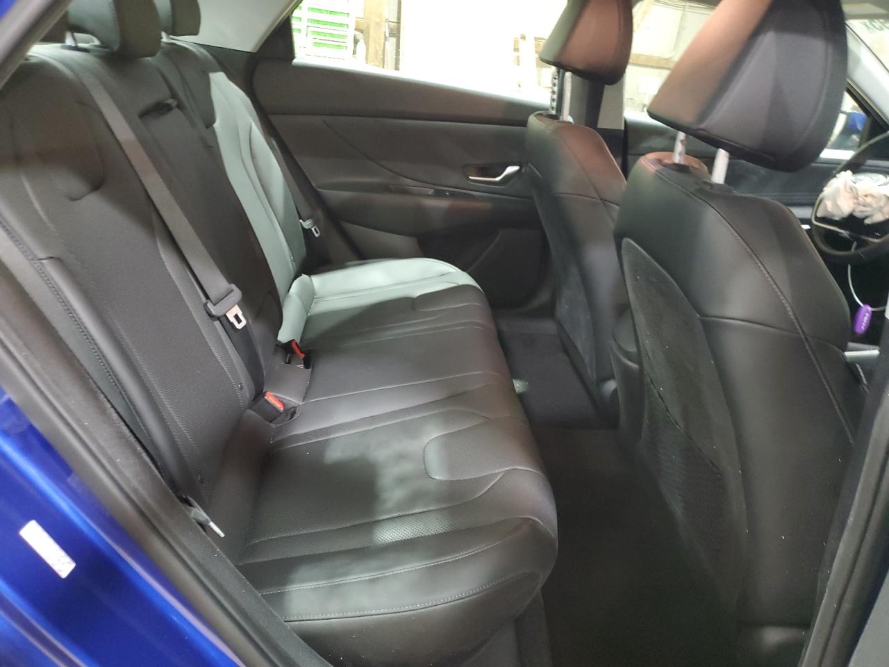 2021 Hyundai Elantra - Image 10