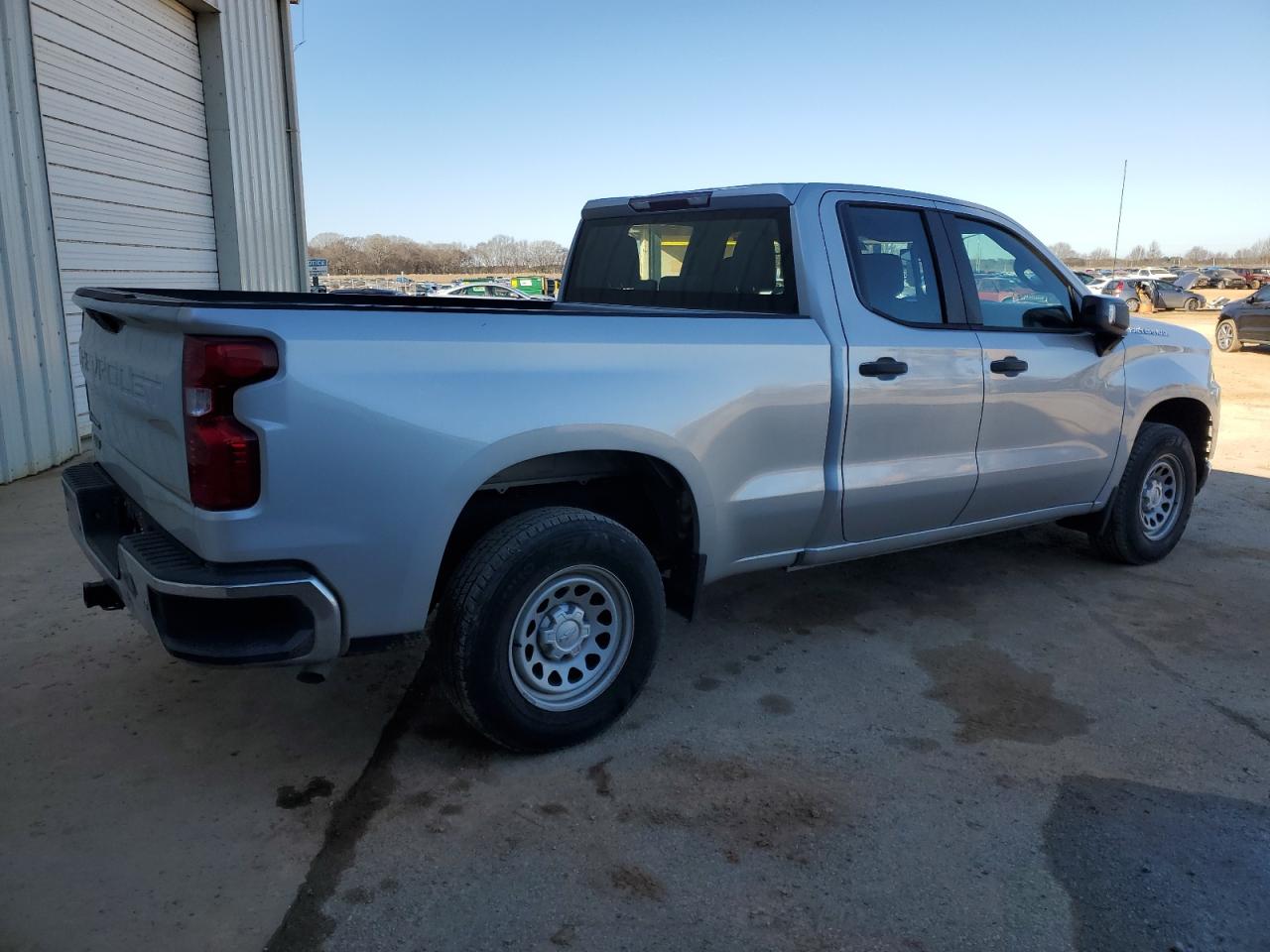2019 Chevrolet Silverado - Image 3