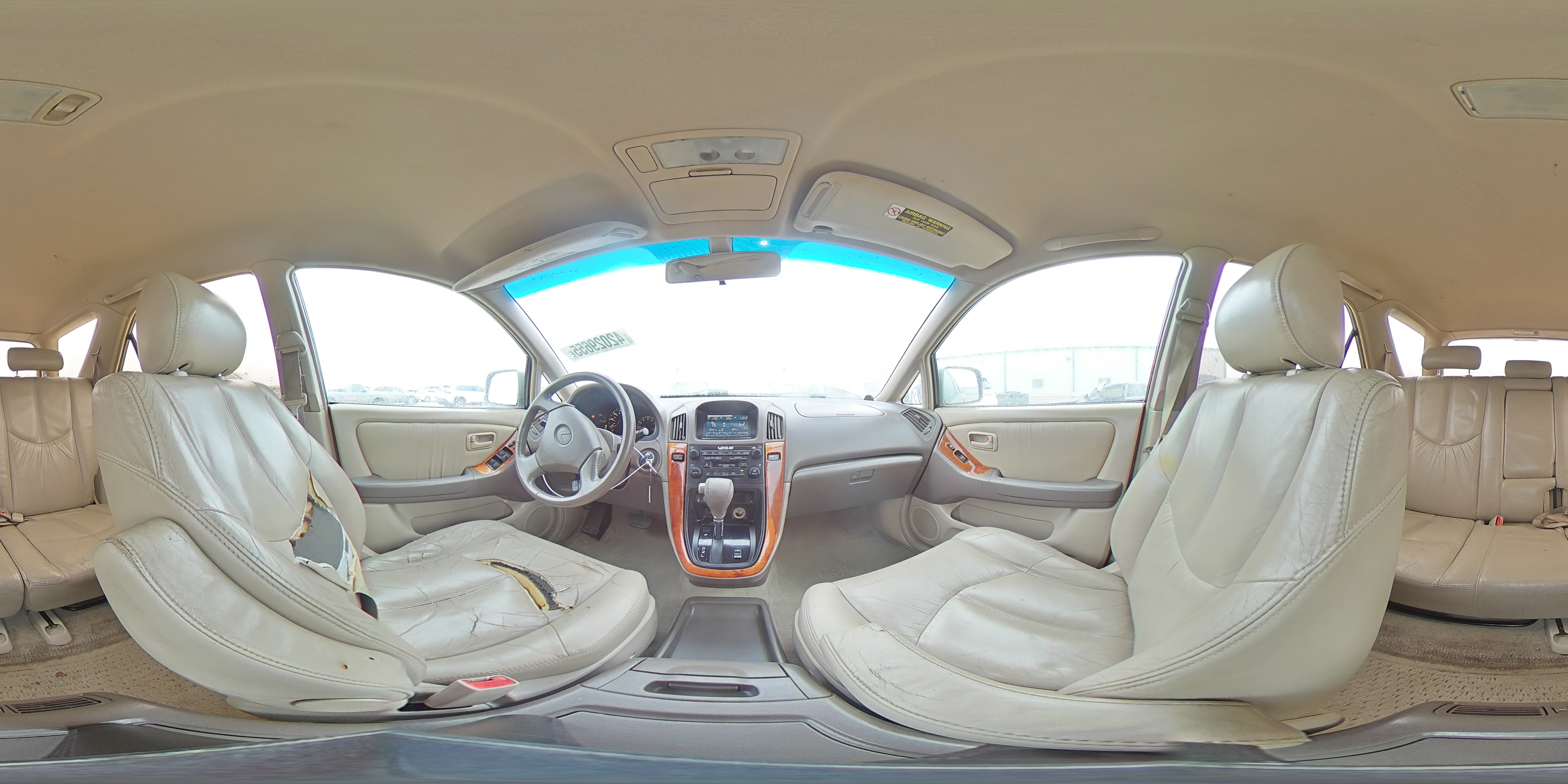 2000 Lexus RX - Image 13