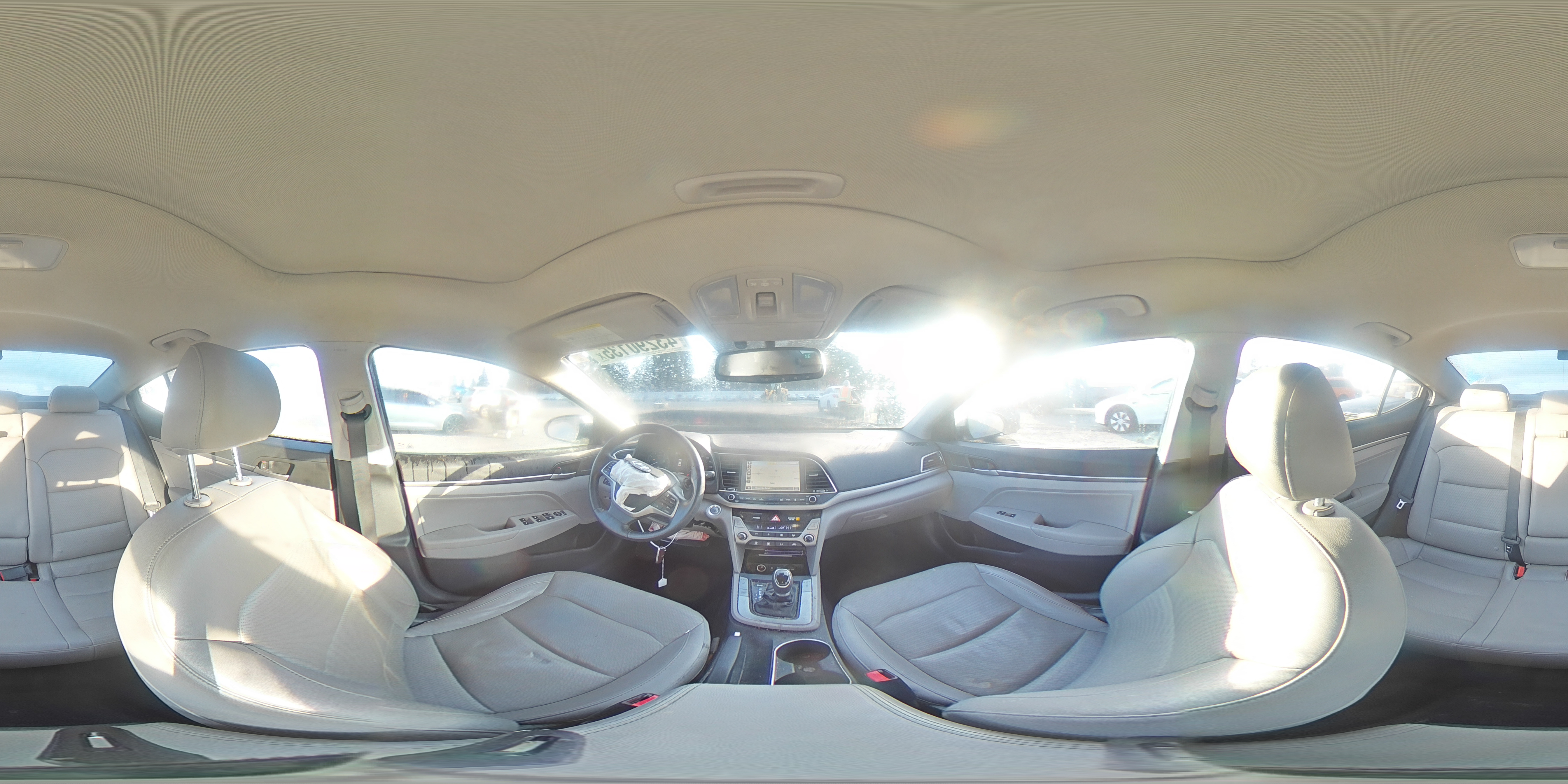 2017 Hyundai Elantra - Image 12