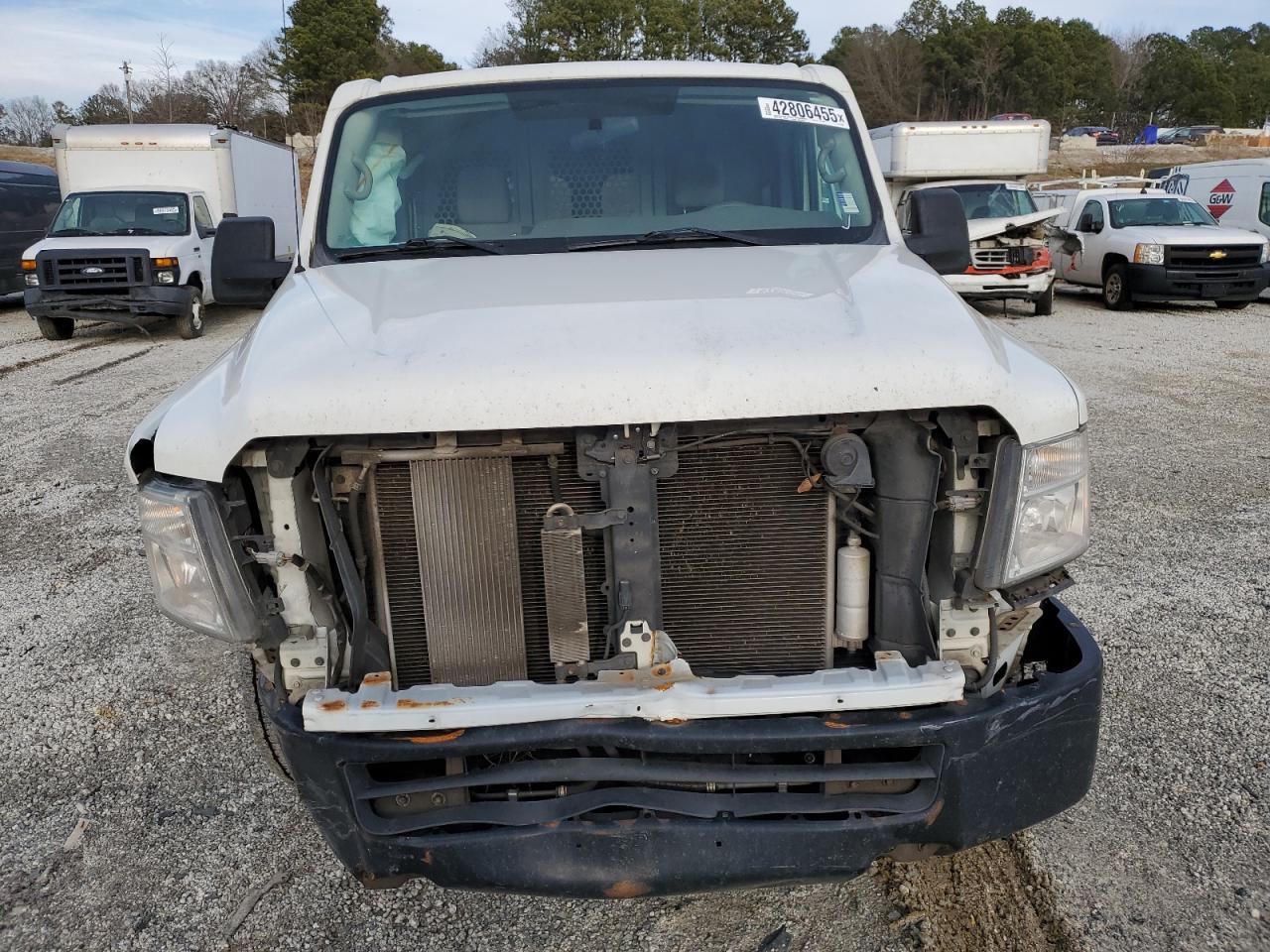 2016 Nissan NV - Image 5