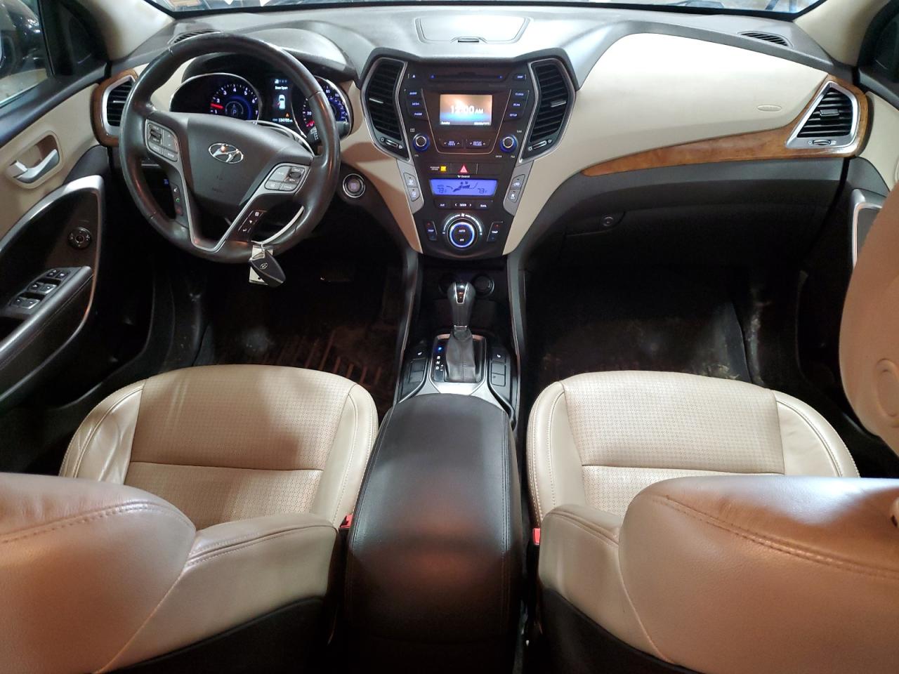 2014 Hyundai Santa Fe - Image 8