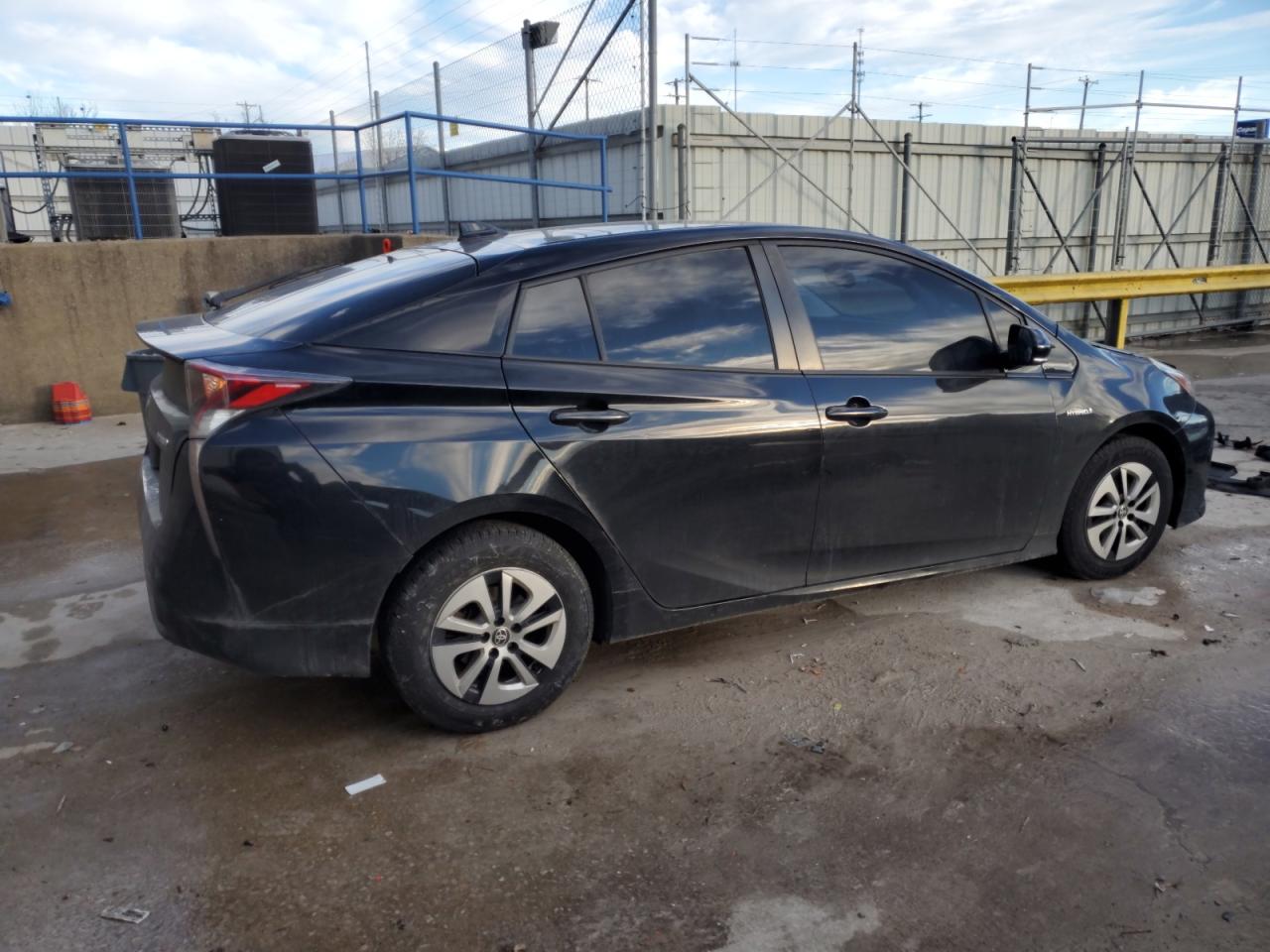 2016 Toyota Prius - Image 3