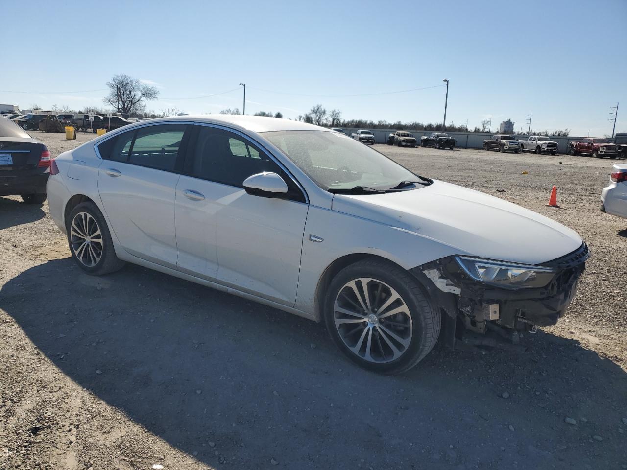 2018 Buick Regal - Image 4