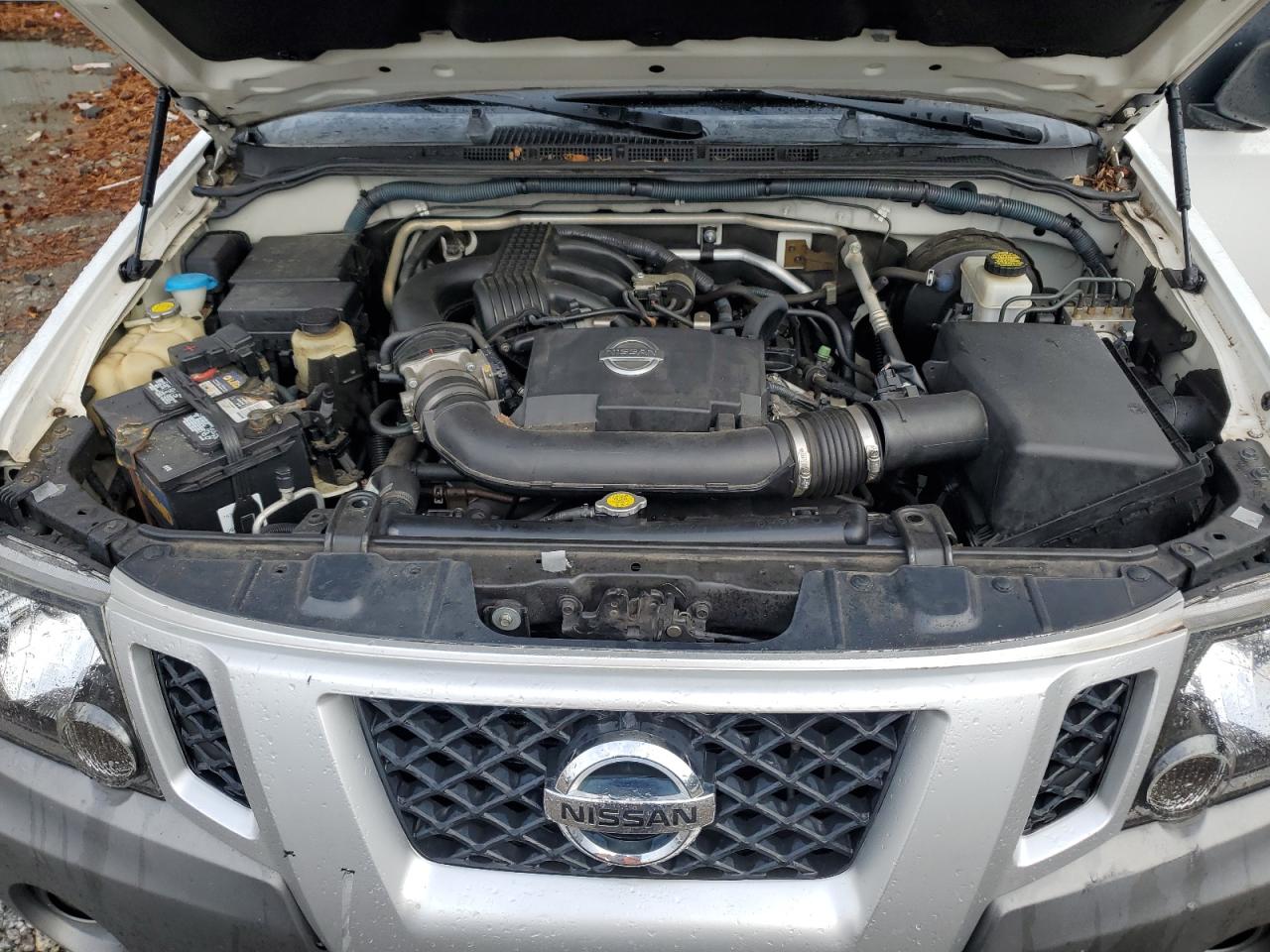 2010 Nissan XTerra - Image 12
