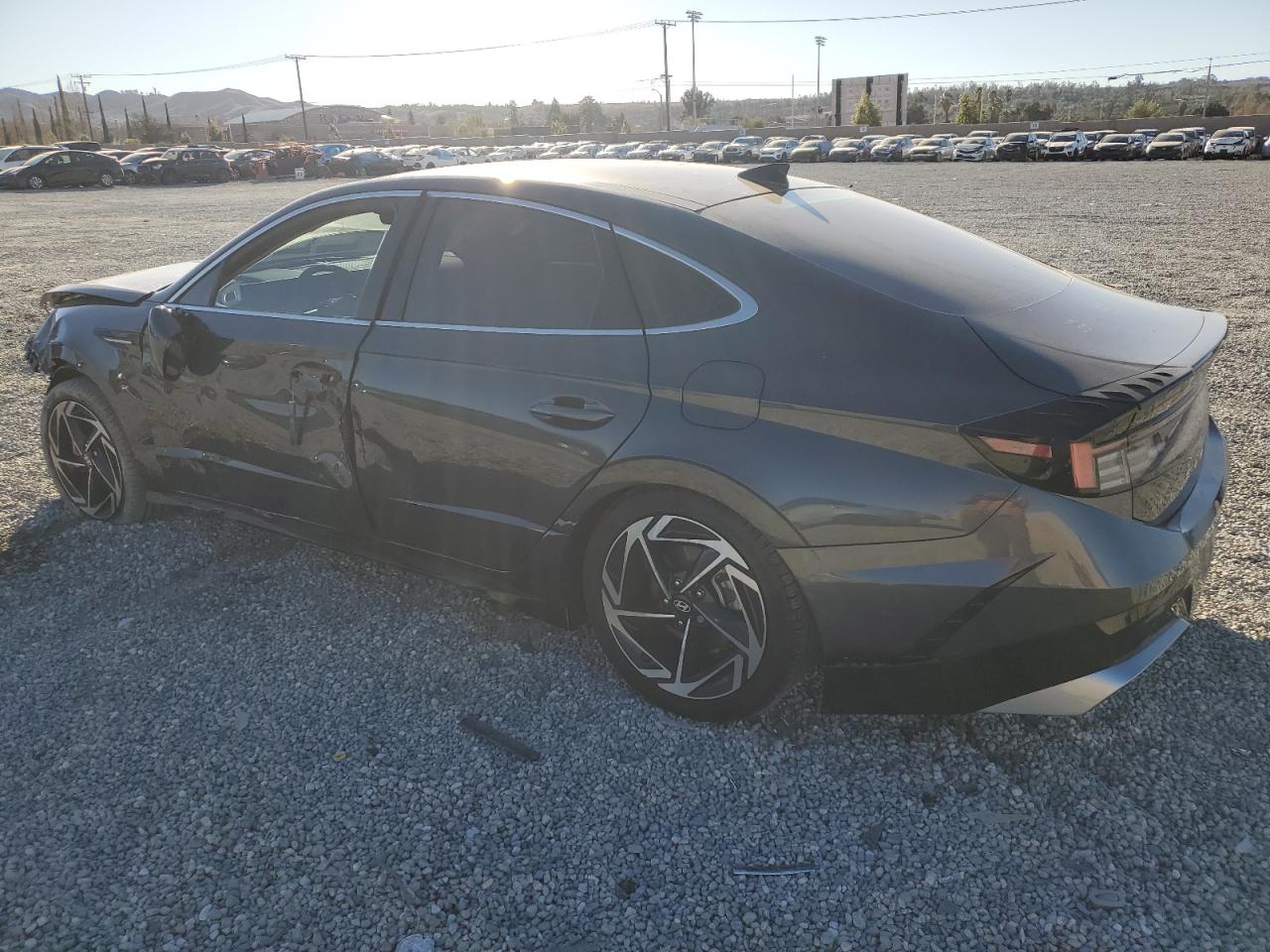 2024 Hyundai Sonata - Image 2