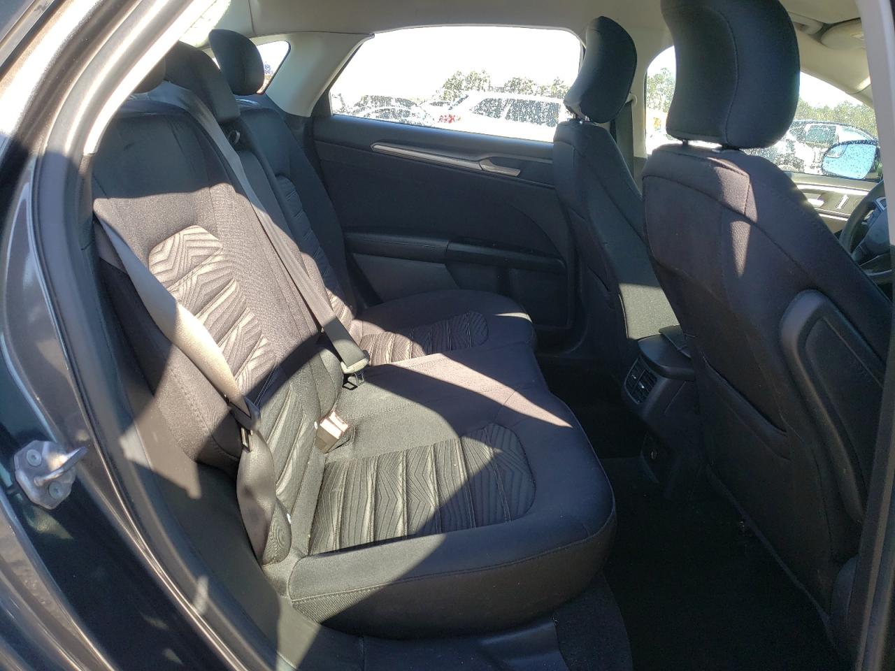 2016 Ford Fusion - Image 10