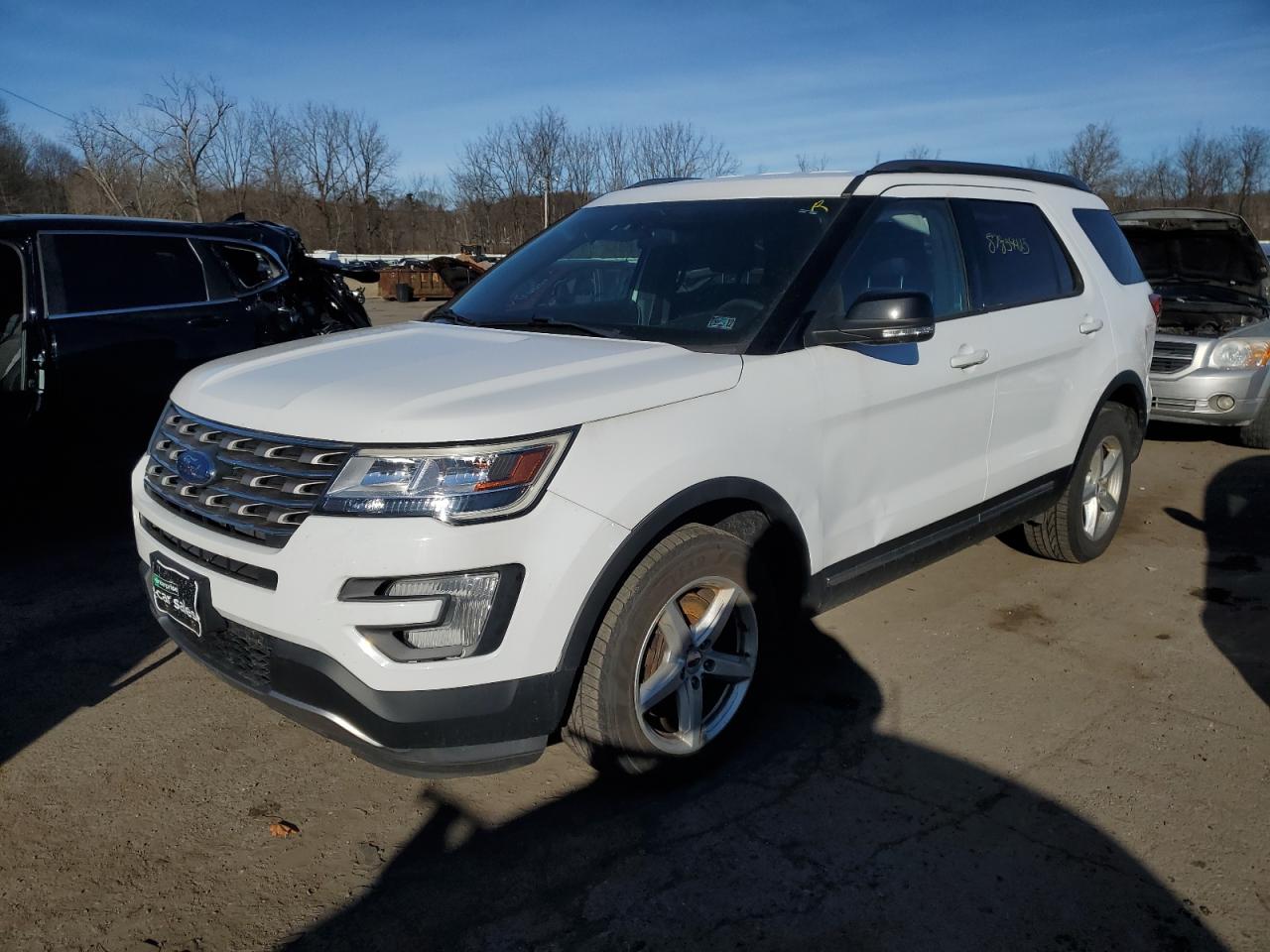 2017 Ford Explorer - Image 1